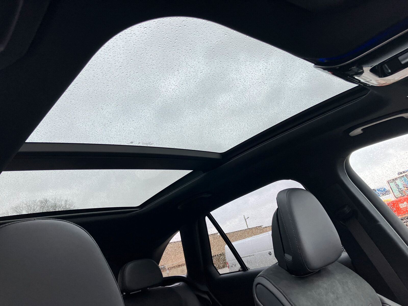 Mercedes-Benz GLC 300 de 4M AMG Line DIGITAL LIGHT*AHK*Pano-D.