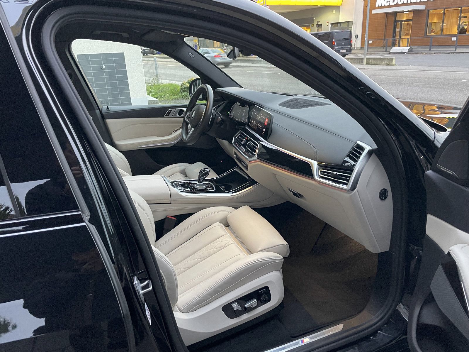 BMW X5 xDrive 45e M Sport Softclose H&K Night-V."22