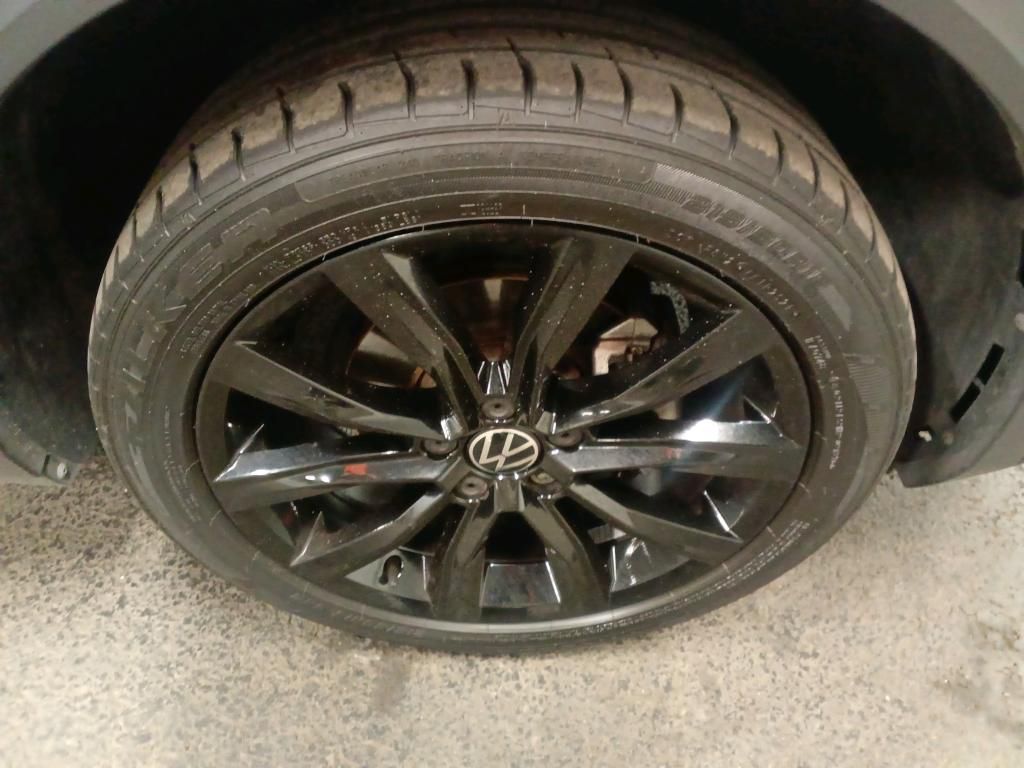 Volkswagen T-Roc Life 1.5 TSI DSG - Samsaru's Car Outlet