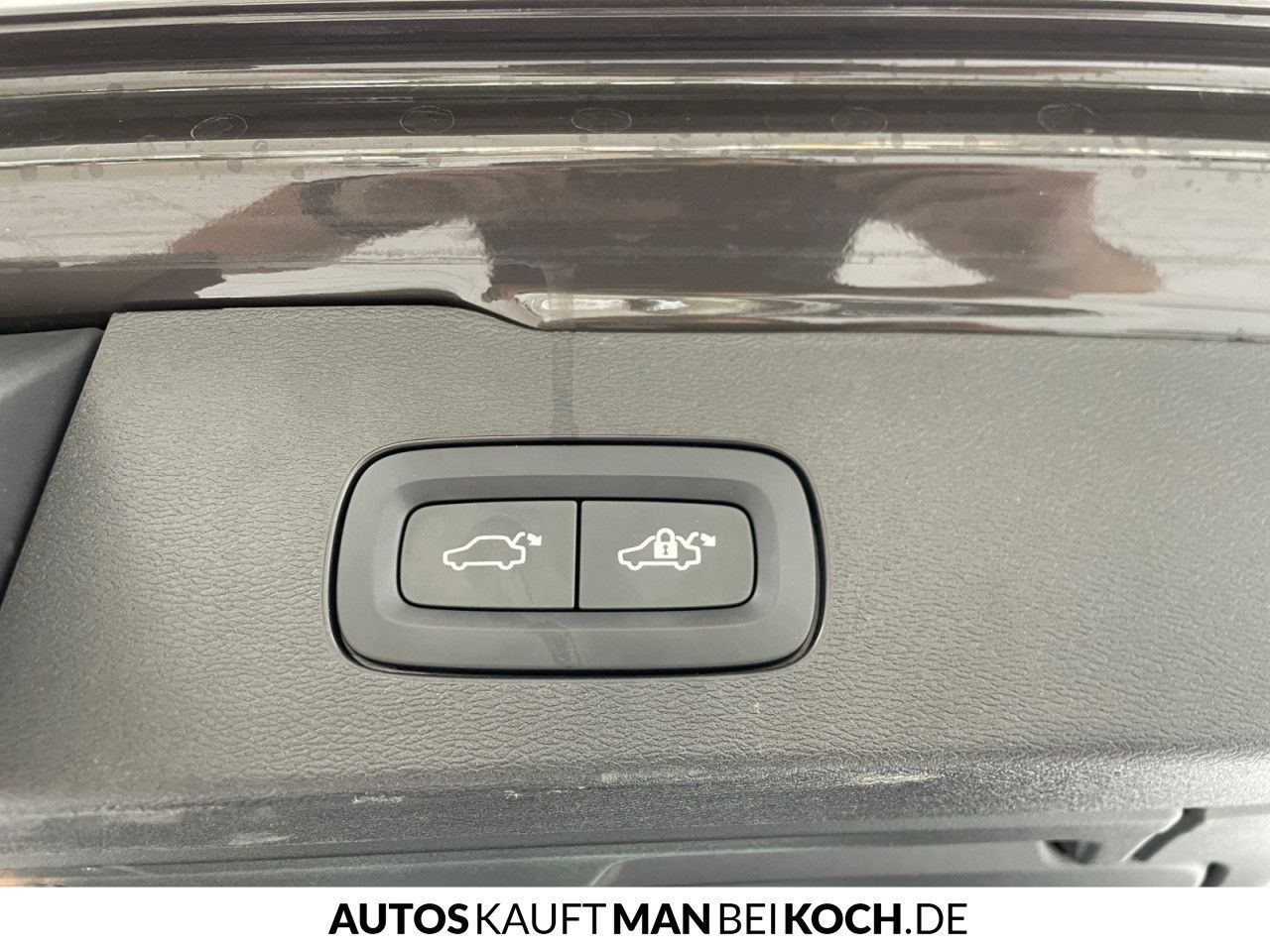 Volvo V60 T8 Plug-In AWD Plus Dark ACC H/K BLIS 360°