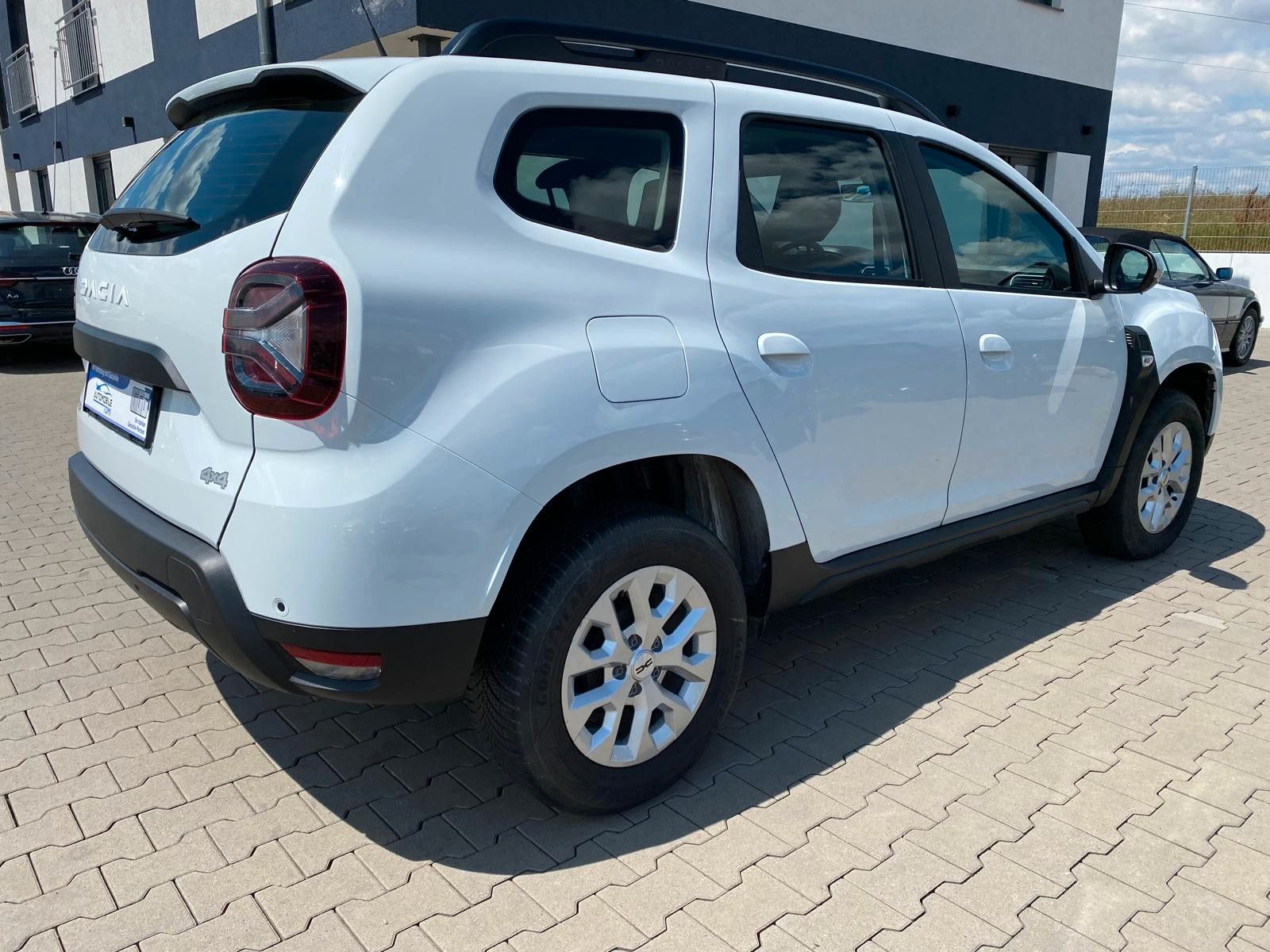 Dacia Duster II Expression 4WD - Samsaru's Car Outlet