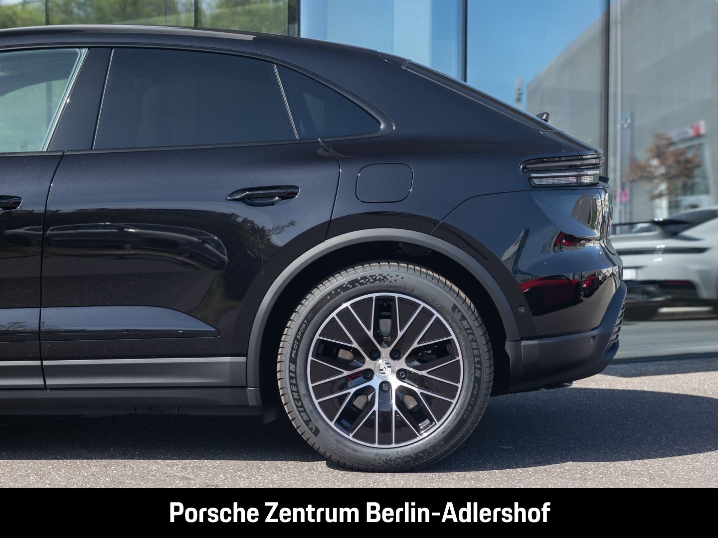 Porsche Macan 4 BOSE Panoramadach LED-Matrix