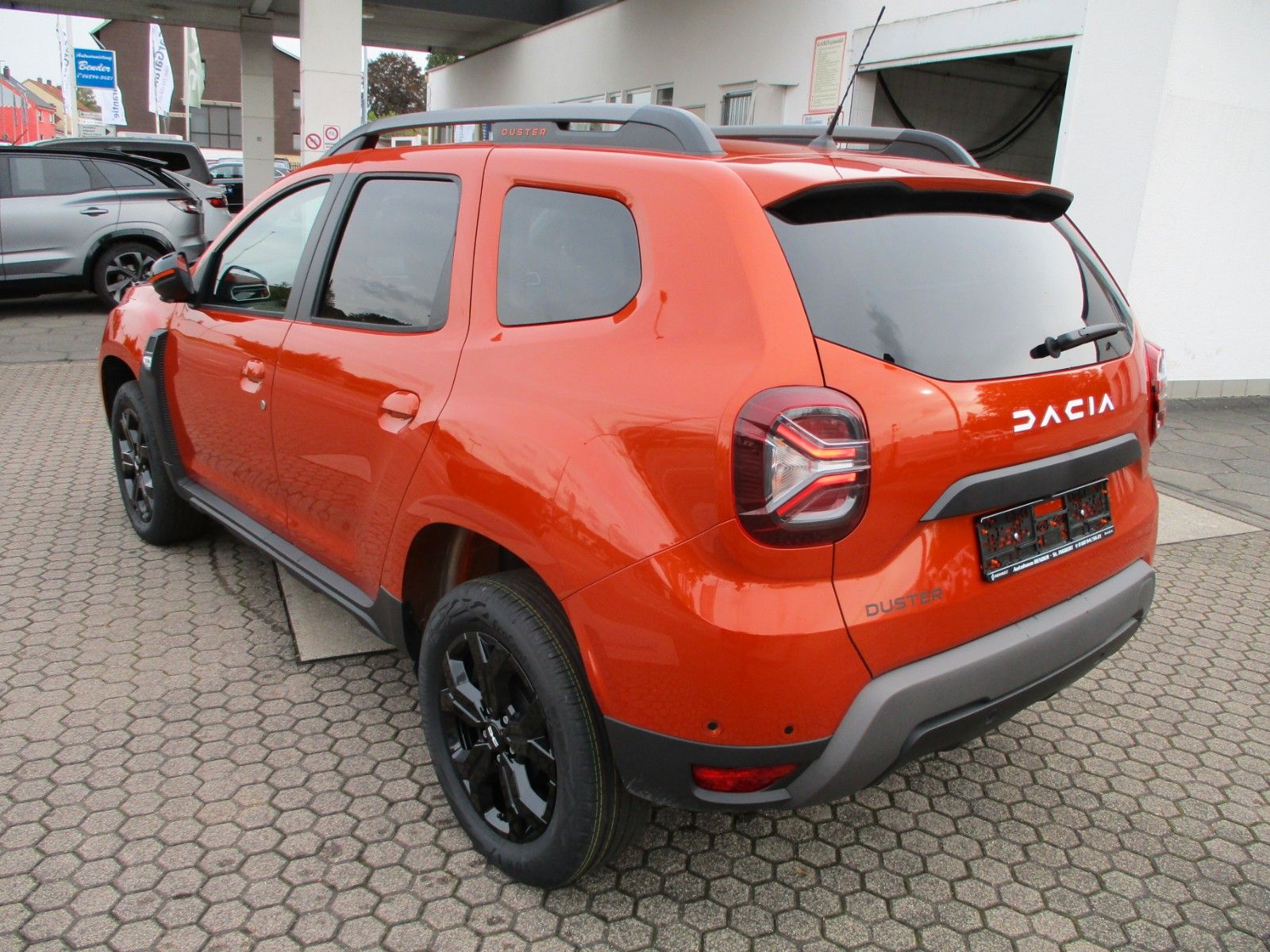 Dacia Duster Extreme TCe 150 EDC - Samsaru's Car Outlet