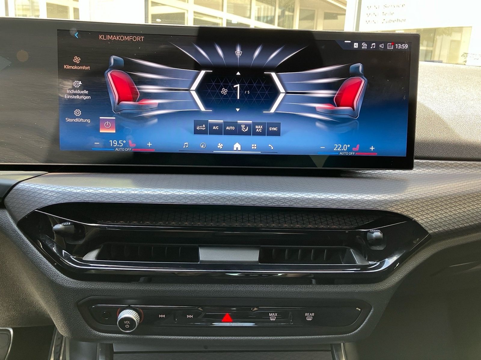 BMW 320d xDrive Touring M Sport ad.LED HUD PA+DA ACC