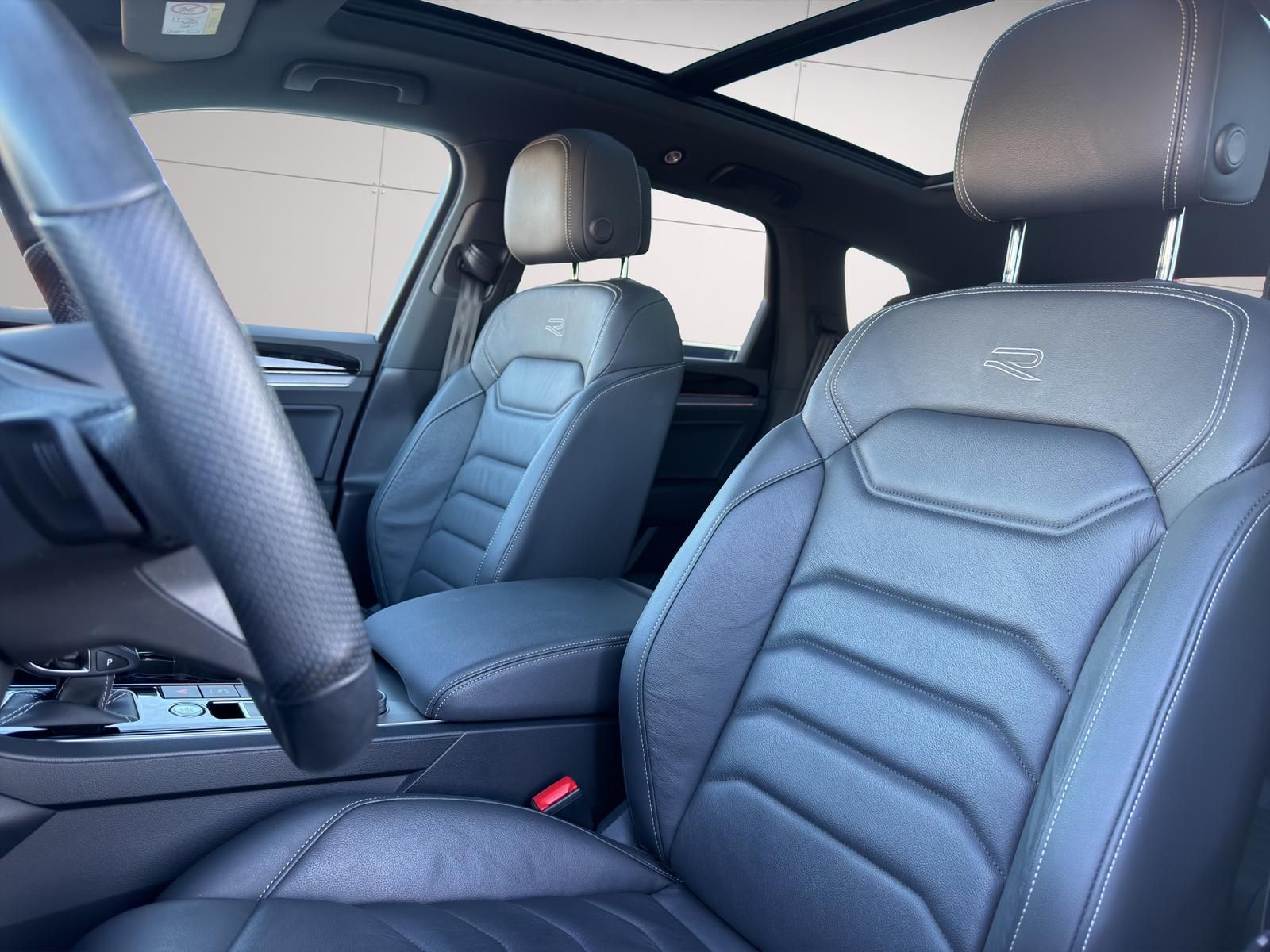 Volkswagen Touareg 3.0 V6 TDI R-LINE 4x4*LUFTFEDERUNG*PANO*