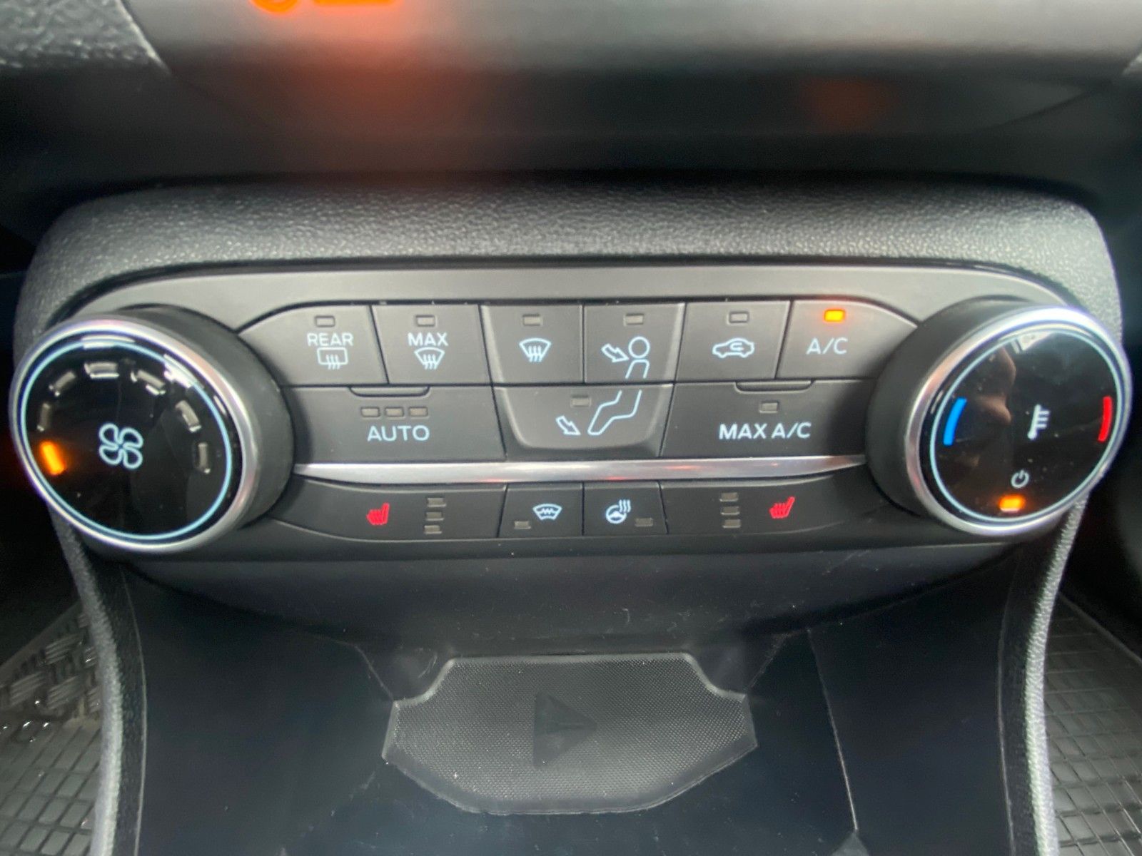Ford Fiesta Active - Samsaru's Car Outlet