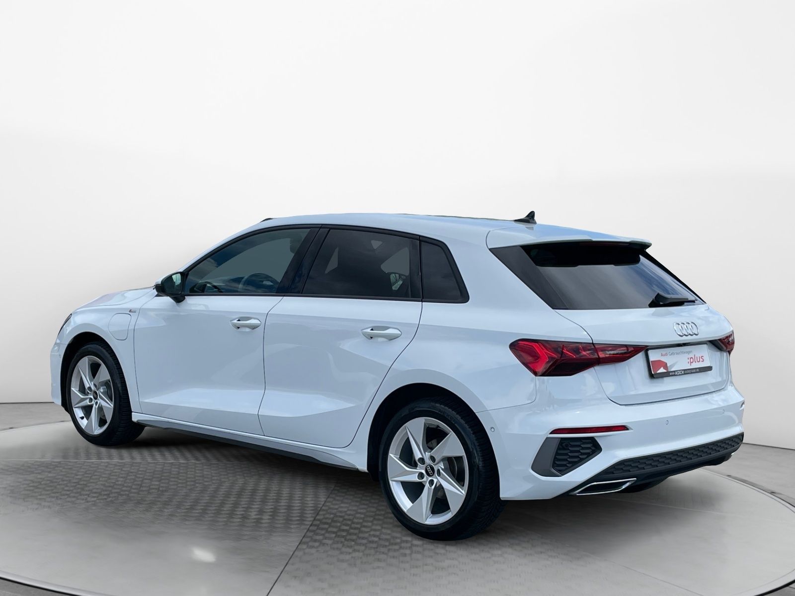 Audi A3 Sportback 40 TFSI e S-Tronic S-Line - Samsaru's Car Outlet
