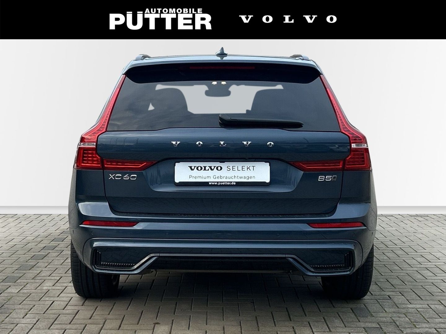 Volvo XC60 B5 Benzin AWD Ultra Dark 21'' ACC LED Nappa