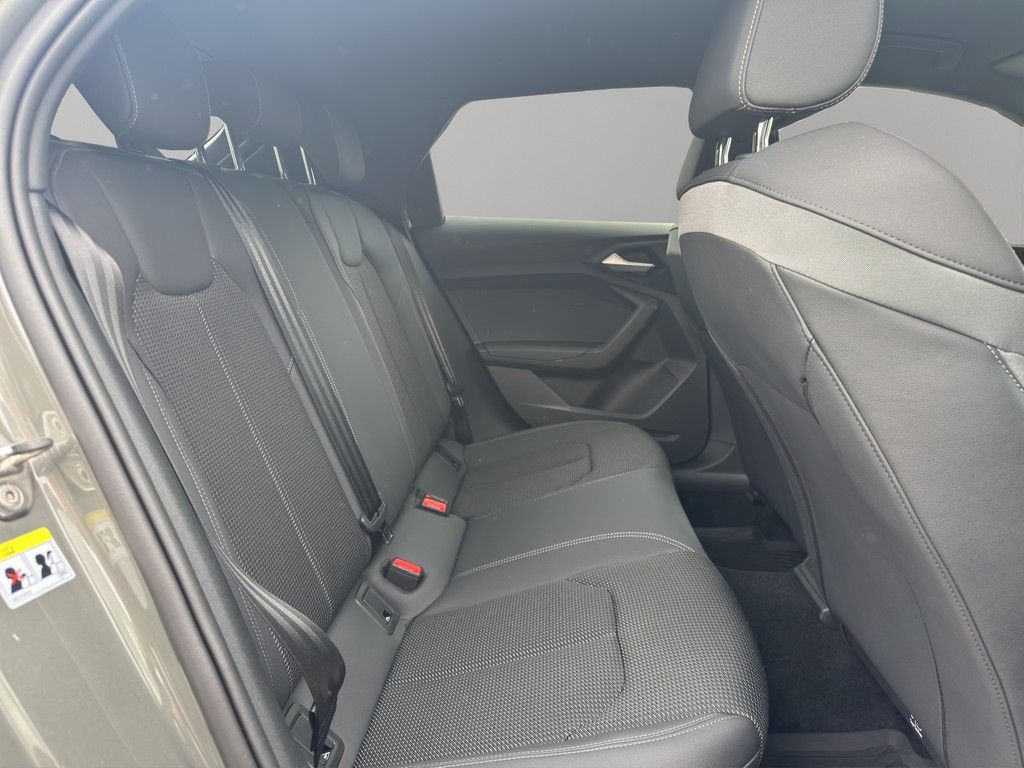 Audi A1 Sportback S line 40 TFSI S tronic - Samsaru's Car Outlet