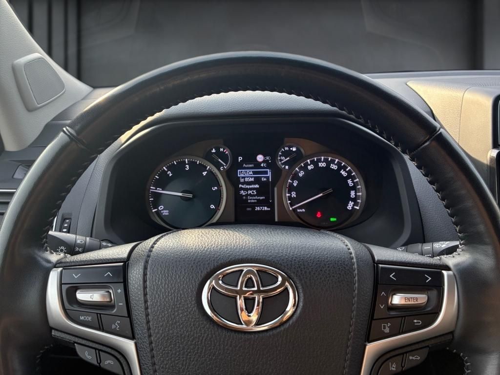 Toyota Land Cruiser 2.8 D4-D TEC Edition AHK PANO JBL B