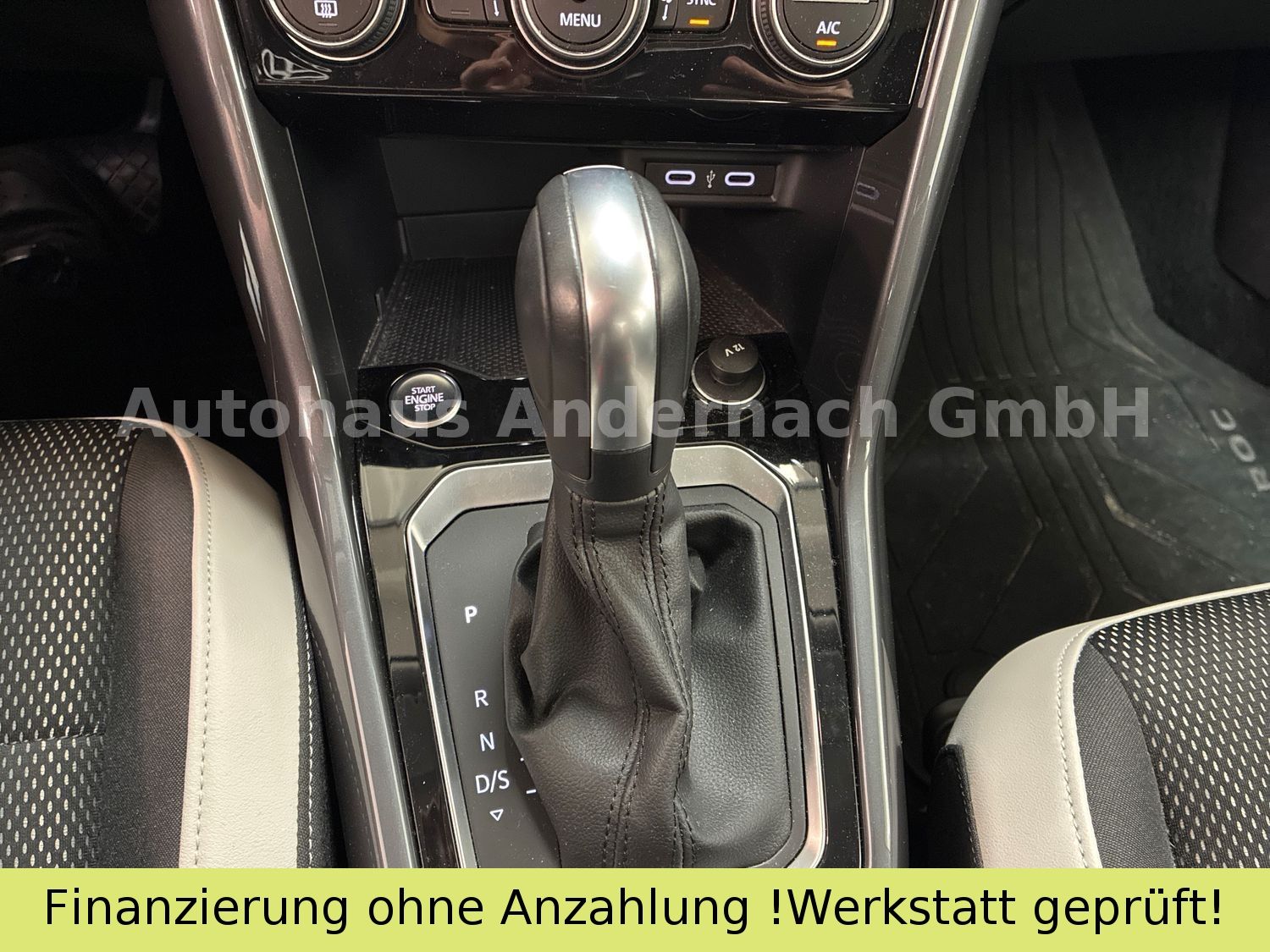 Volkswagen T-Roc Sport - Samsaru's Car Outlet