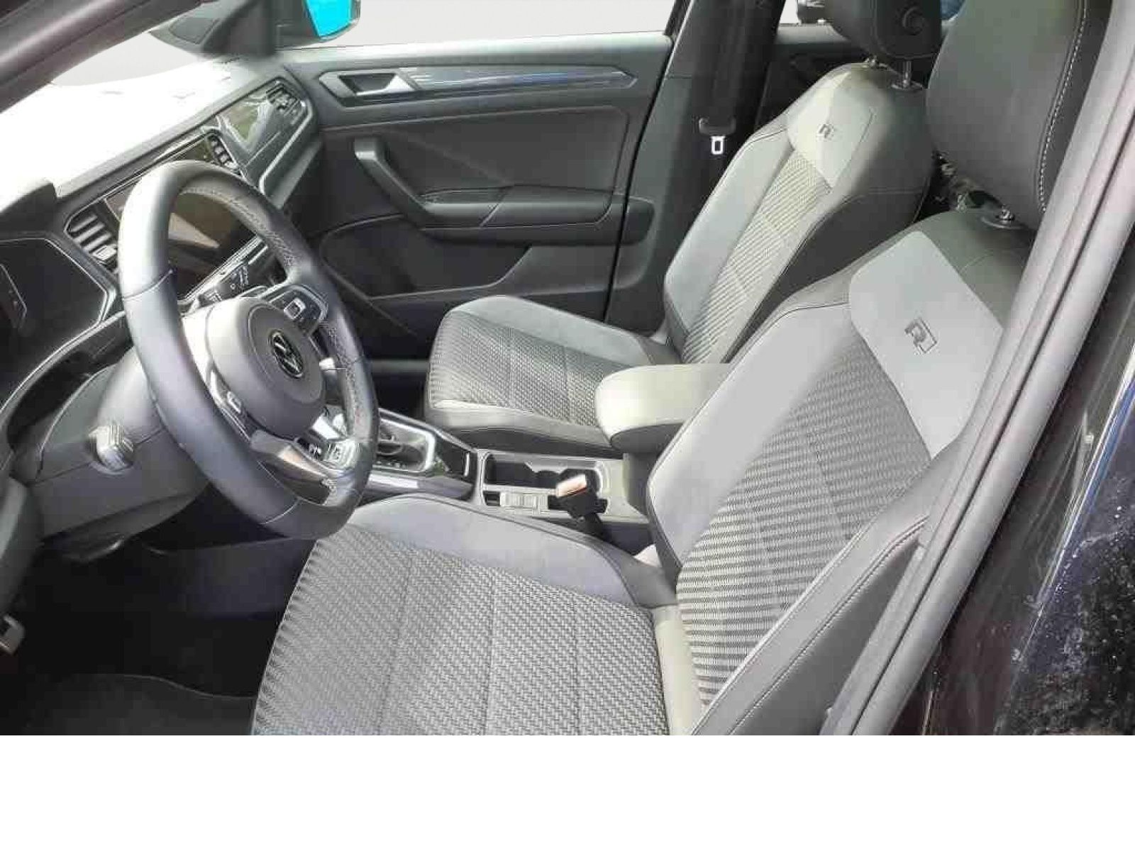 Volkswagen T-Roc Sport 1.5 TSI DSG - Samsaru's Car Outlet