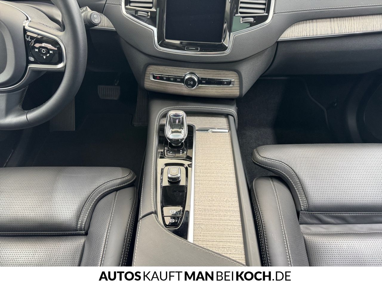 Volvo XC90 B6 AWD Ultimate Dark HIGH-END StandHzg