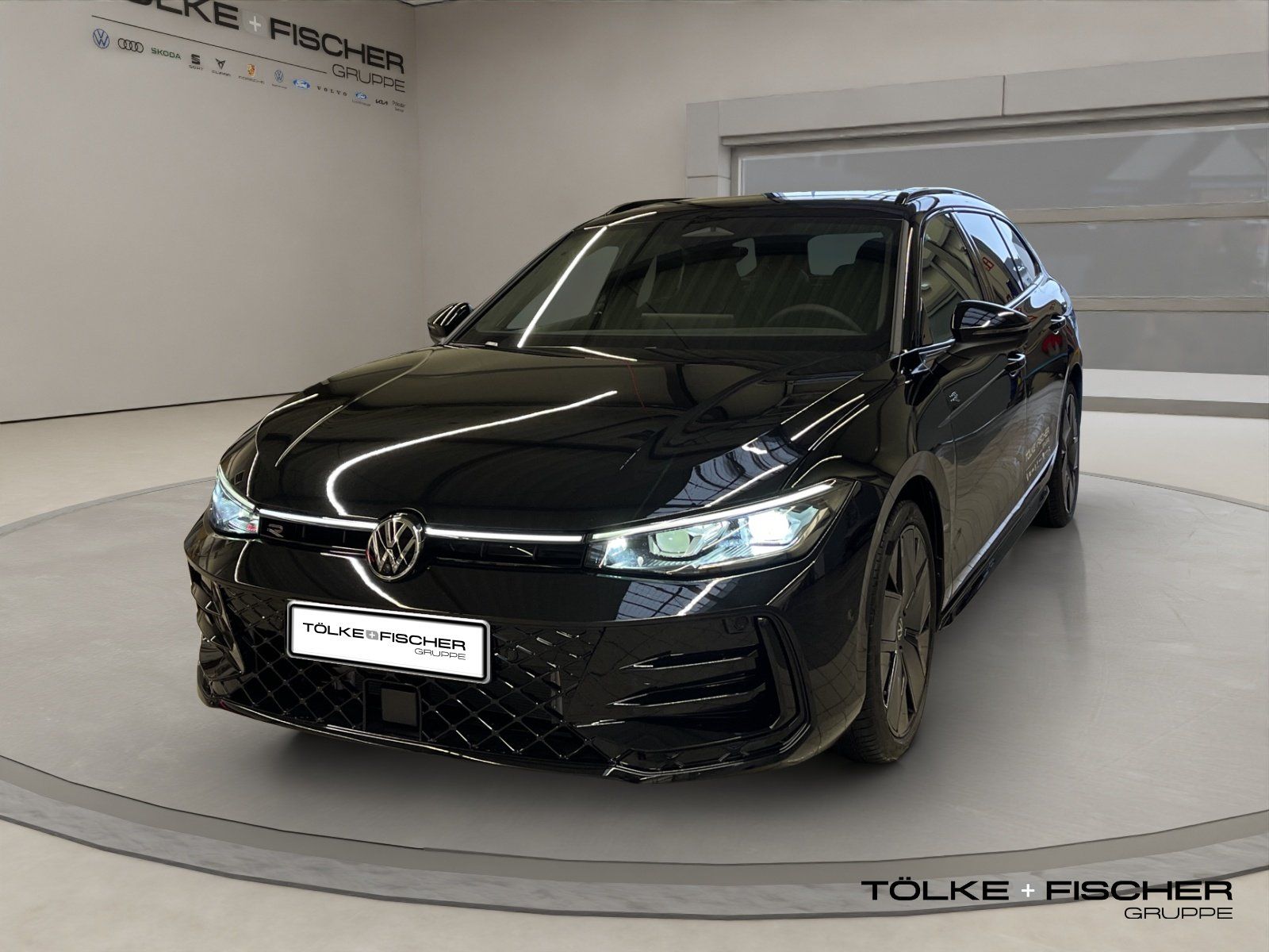 Volkswagen Passat Variant 2.0 TDI 4Motion R-Line DCC Pano
