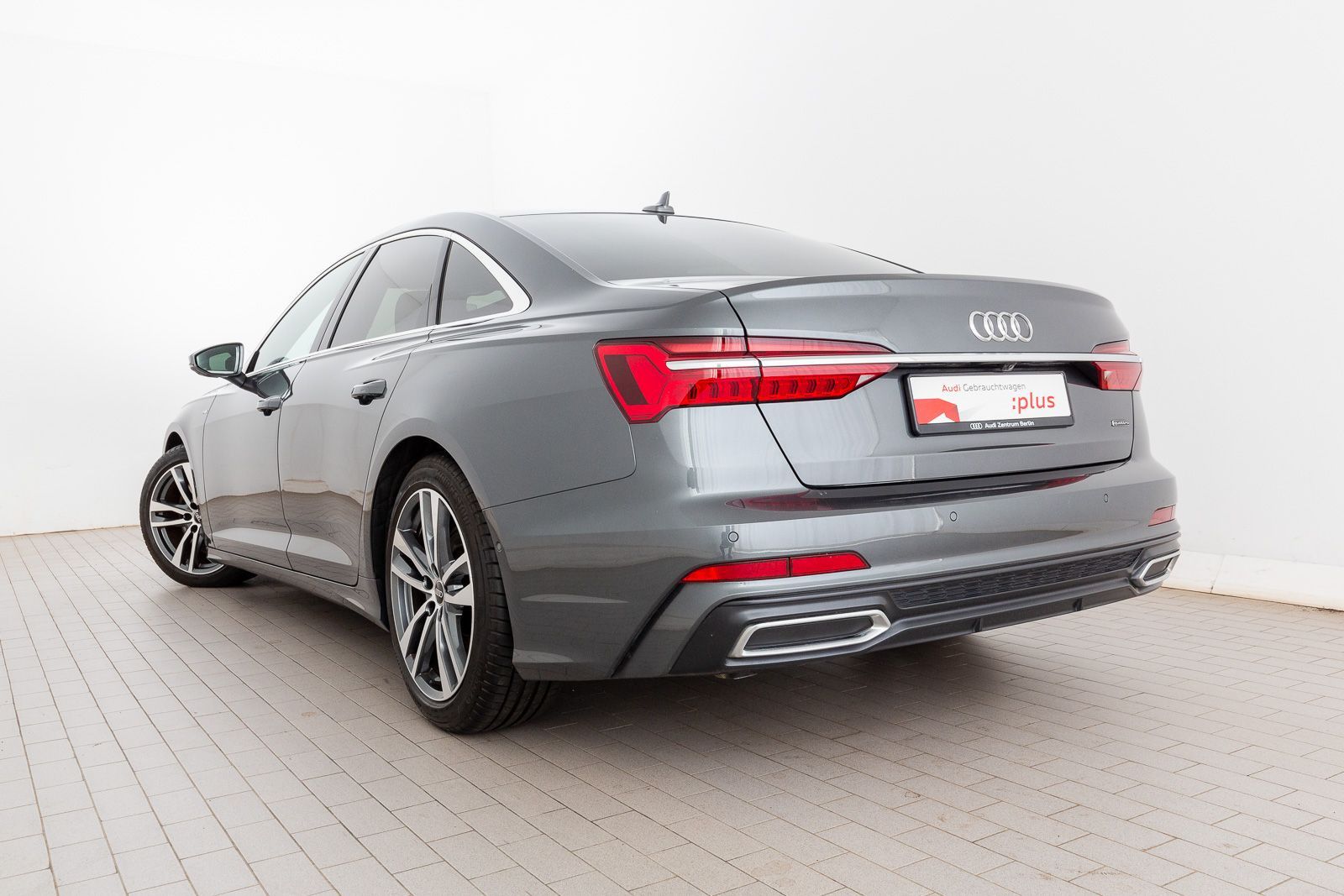 Audi A6 Limousine 55 TFSI quattro S tronic - Samsaru's Car Outlet