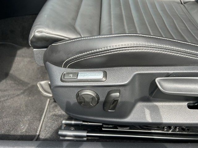 Volkswagen Passat Variant GTE 217PS DSG LEDER+IQ.Light +Kam