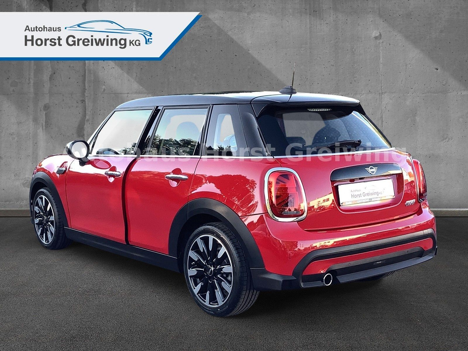 MINI 5-trg.Aut. Cooper - Samsaru's Car Outlet