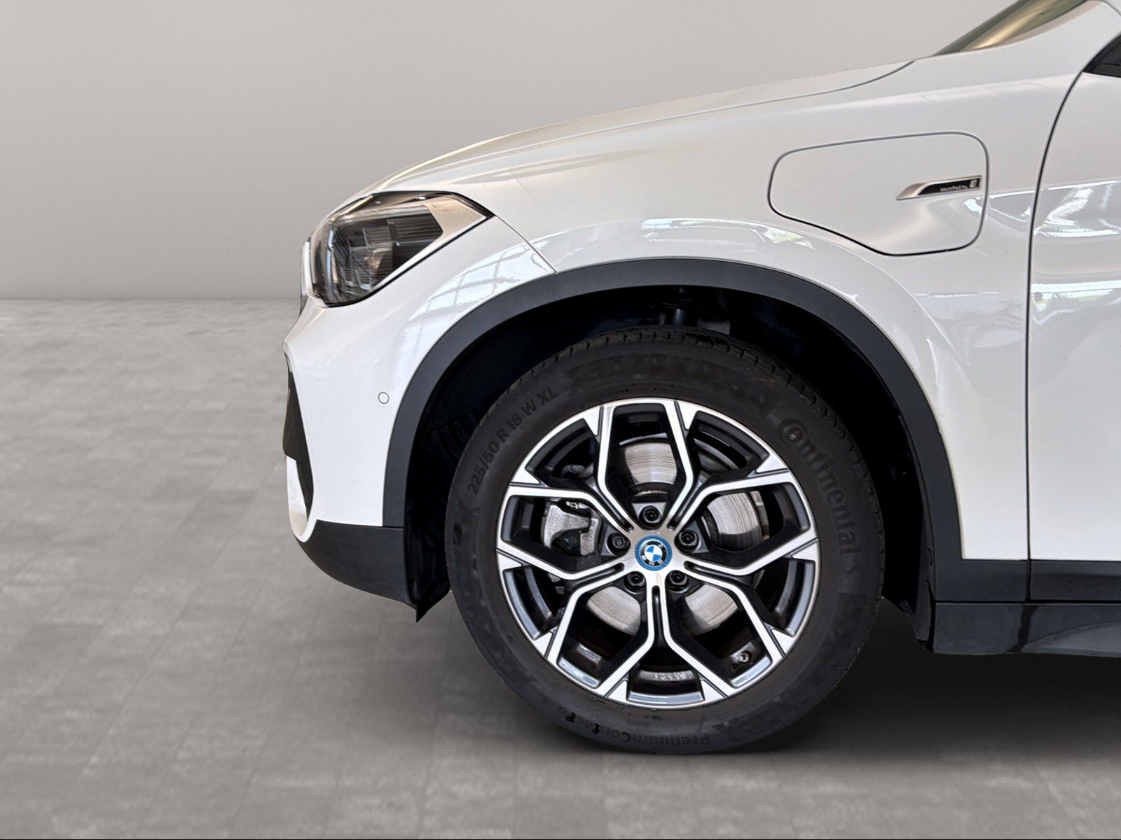 BMW X1 xDrive25e - Samsaru's Car Outlet