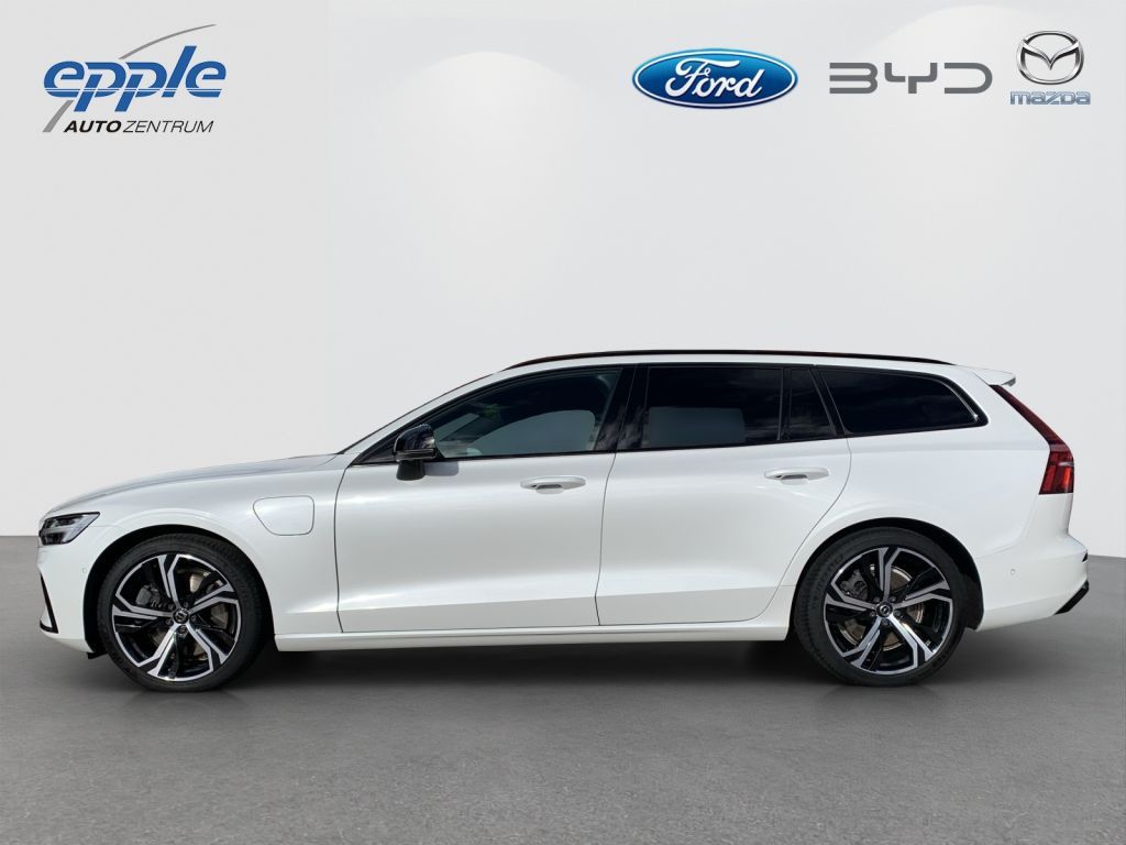 Volvo V60 T8 AWD Recharge Ultimate Dark,PANO,AHK,360*