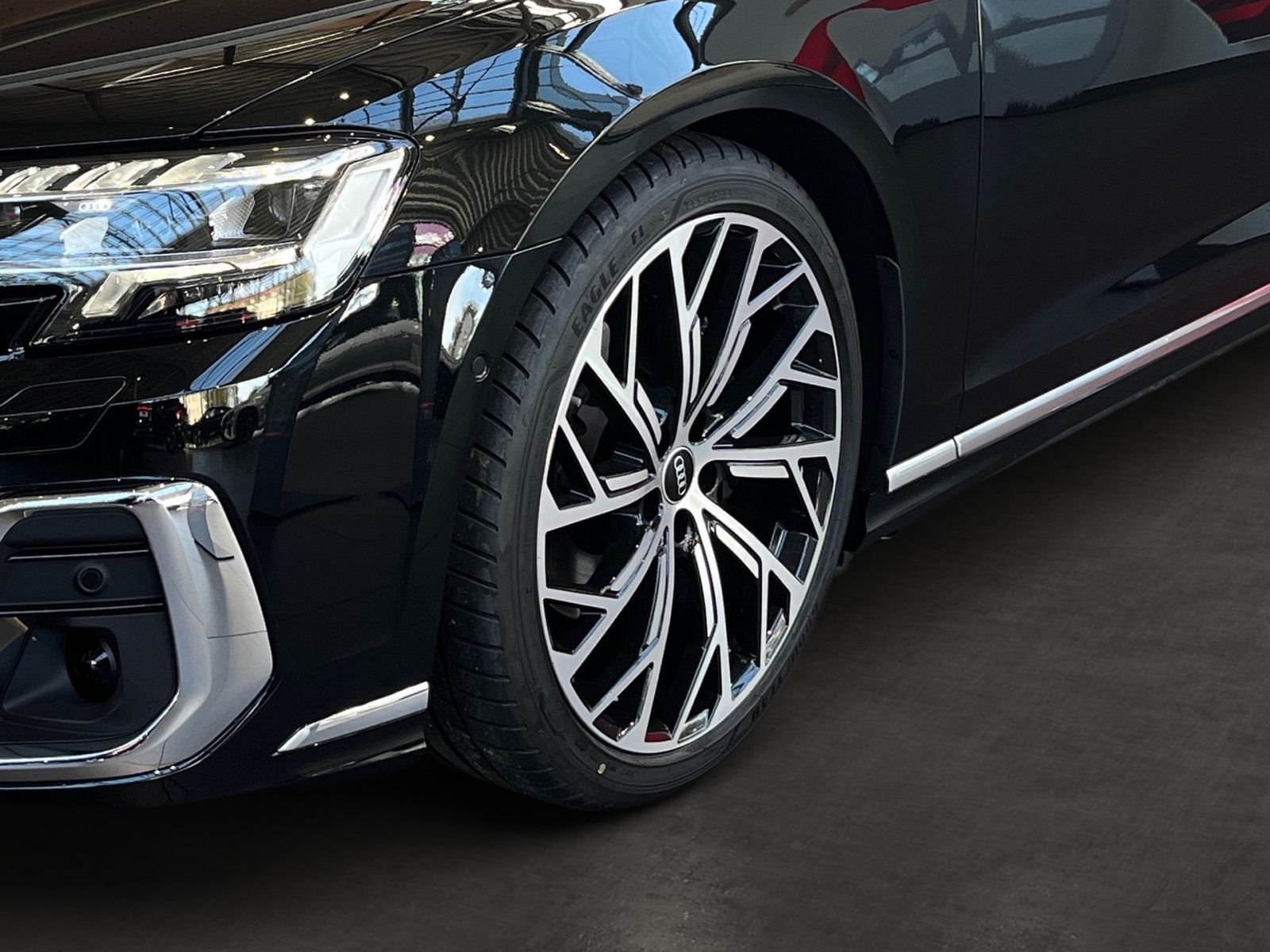 Audi A8 50 TDI quattro - Samsaru's Car Outlet