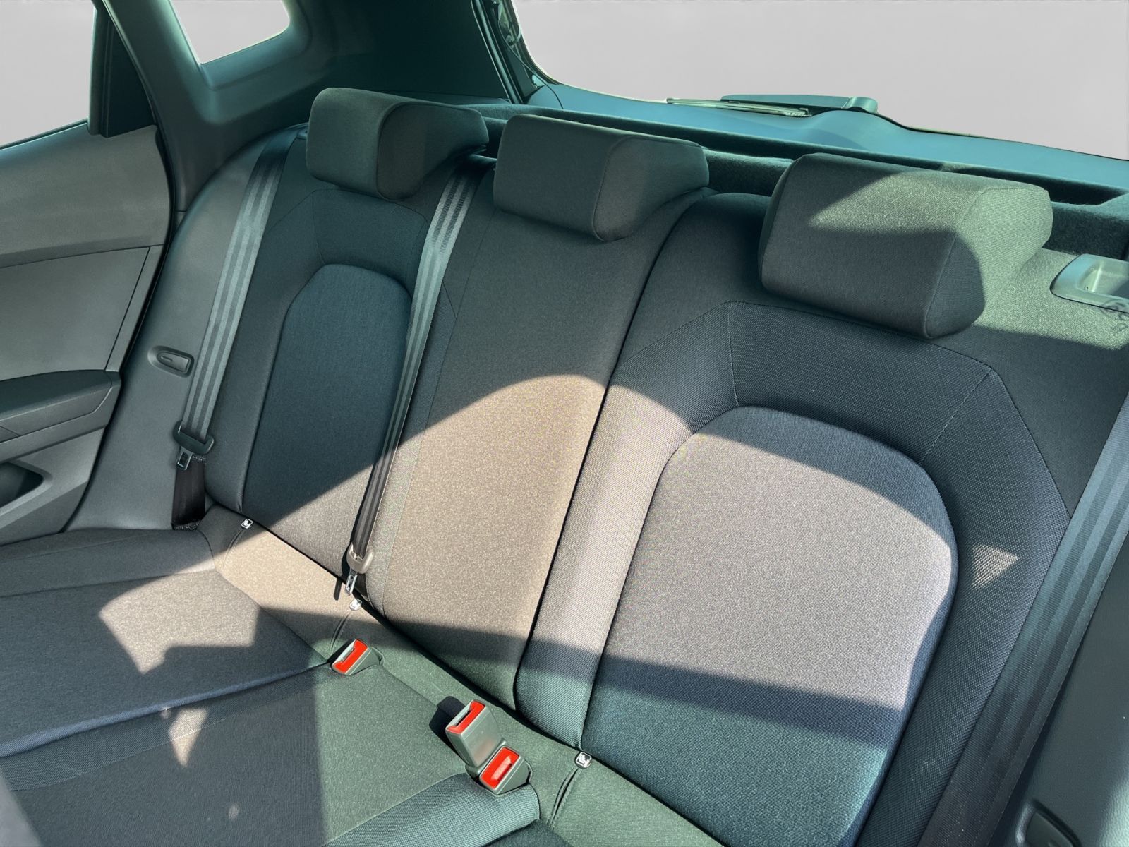 Seat ARONA FR Black Edition 1.5 TSI DSG AHK+LED+ACC+K