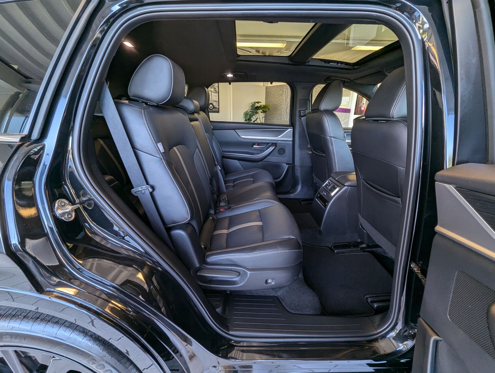 Mazda CX-80 2.5SKYACTIV PHEV 327 HOMURA+ 7-Sitze Pano