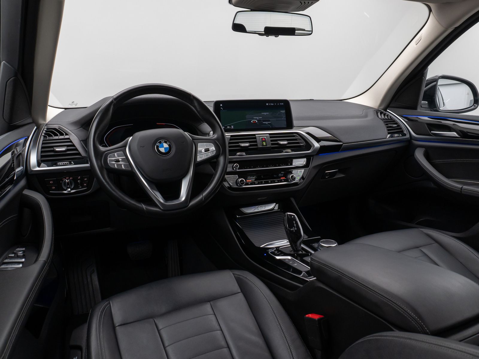 BMW X3 xD30d LuxuryLine - Samsaru's Car Outlet