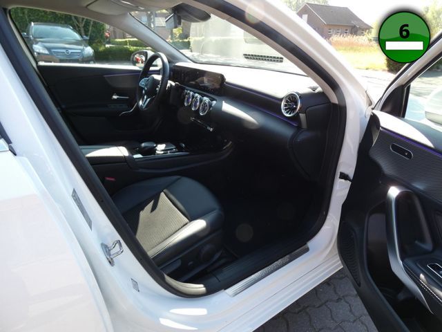 Mercedes-Benz A 180 7G-DCT Progressive - Samsaru's Car Outlet