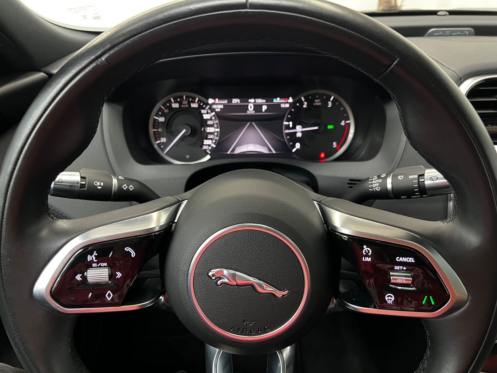 Jaguar XE S  AWD 4x4*LEDER*PANO*LED*NAVI*ACC*360°CAM*