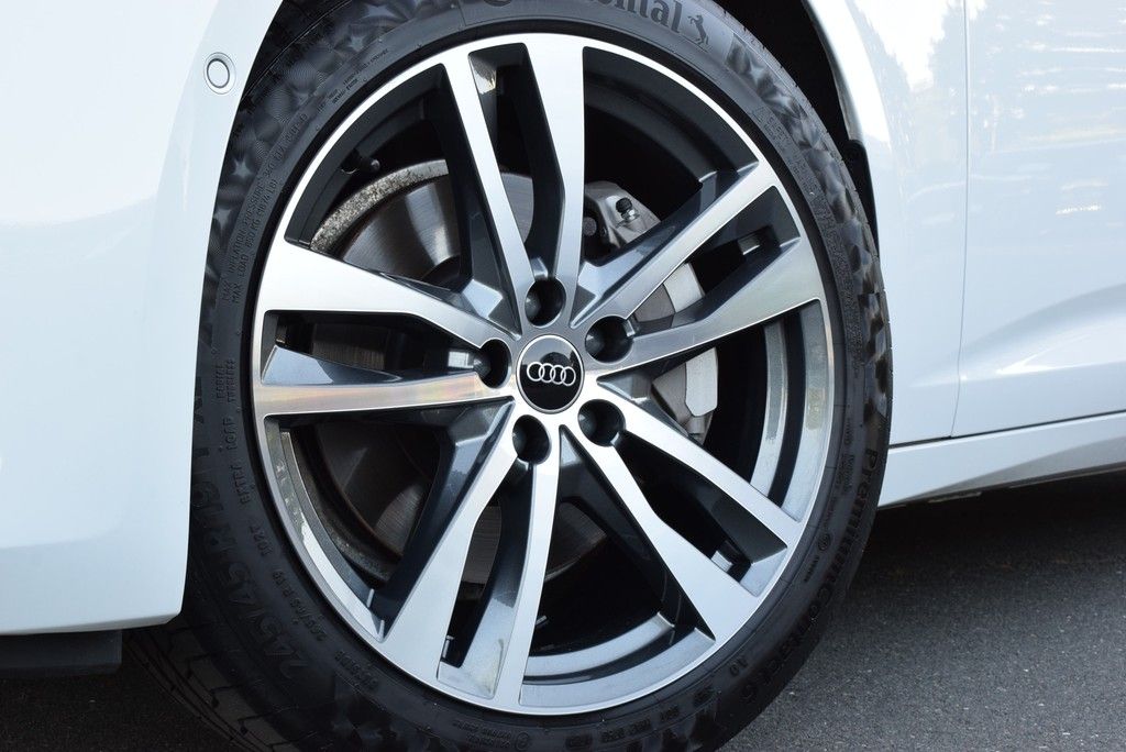 Audi A6 Avant 45 TFSI quattro S-line - Samsaru's Car Outlet