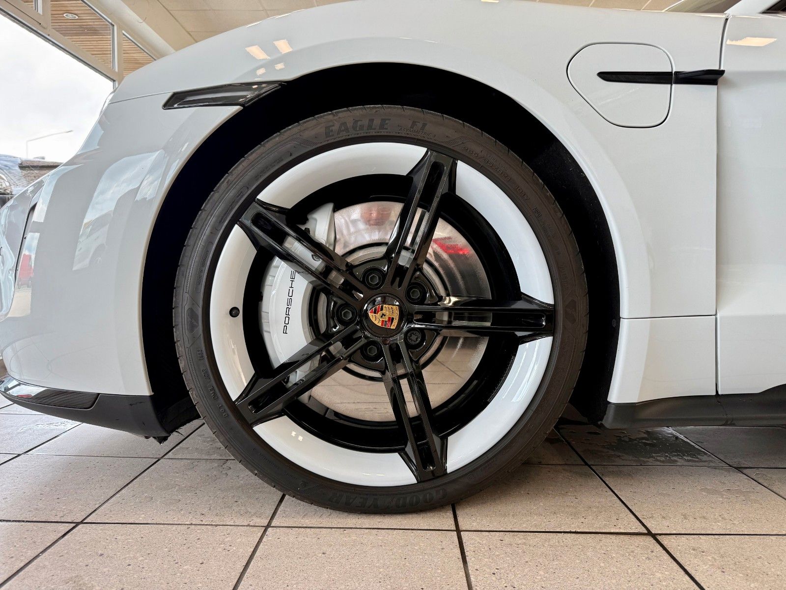 Porsche Taycan Sport Turismo GTS SportDesign/Panorama