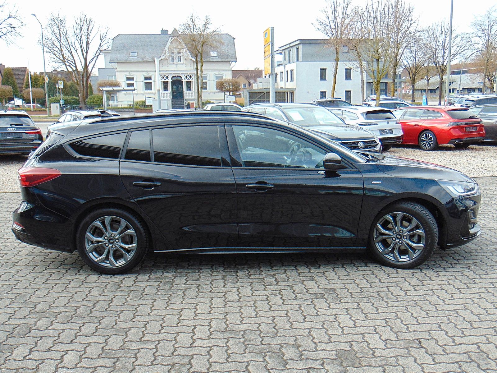 Ford Focus Turnier 1.0 EcoBoost Aut. ST-Line X