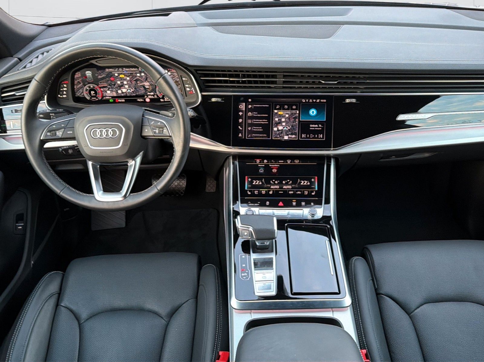 Audi Q8 50 TDI quattro S line 21"  Valcona B&O Laser