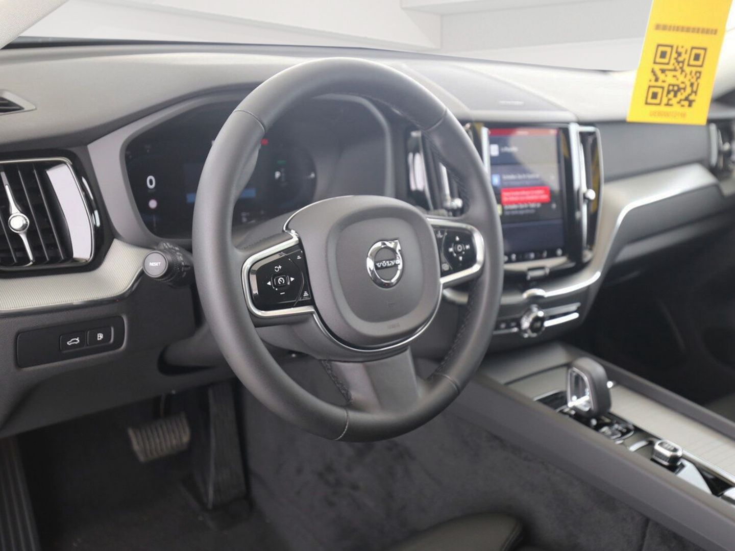 Volvo XC60 T6 Plus Dark Recharge Plug-In Hybrid AWD el