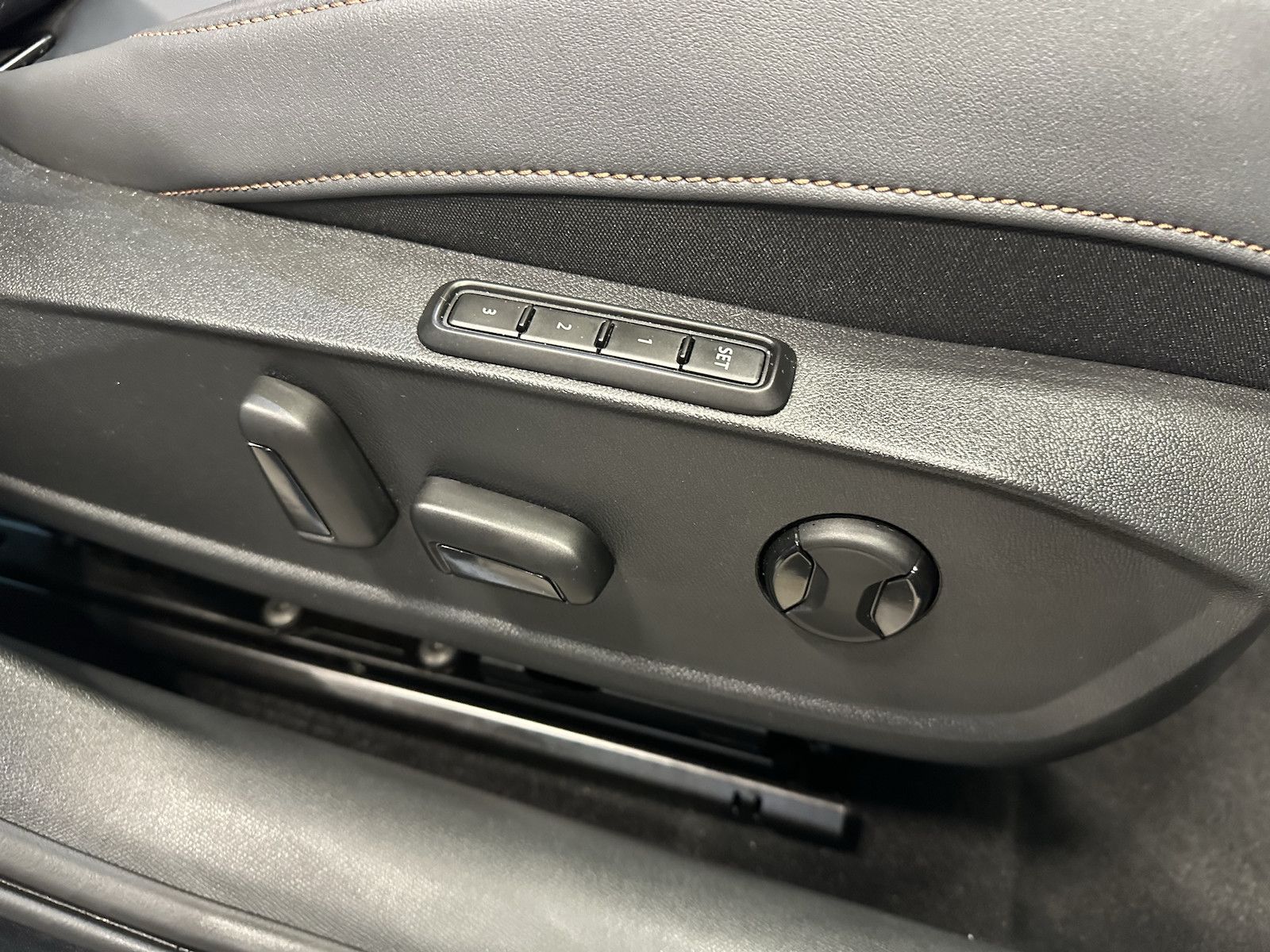 Cupra Formentor VZ 4Drive Leder Sennheiser AHK Skyline