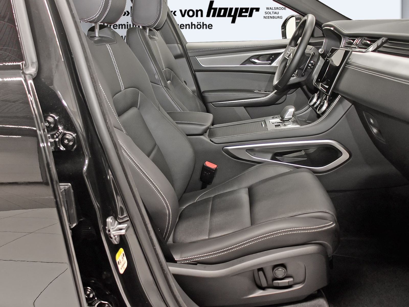 Jaguar F-Pace D300 AWD R-Dynamic SE inkl. Winterkomplet