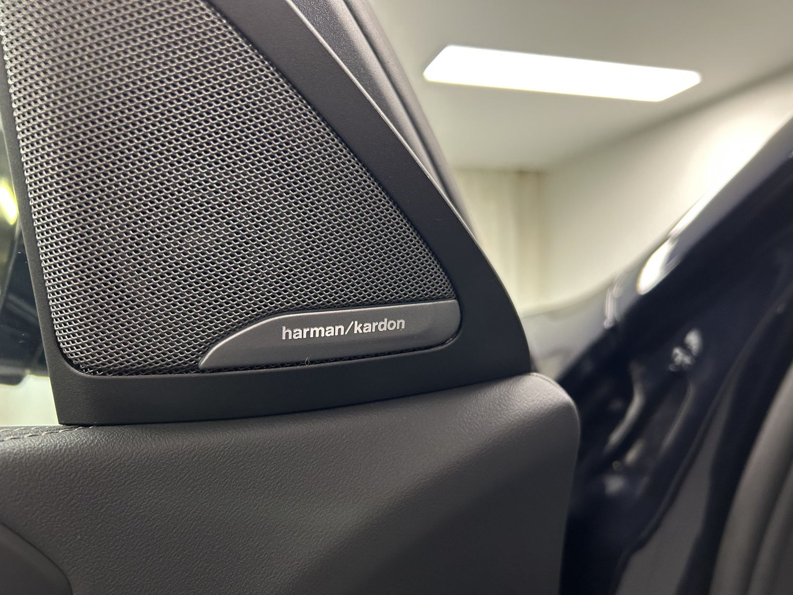 BMW X6 xDrive40d M Sportpaket Pro Pano. AHK Massagef