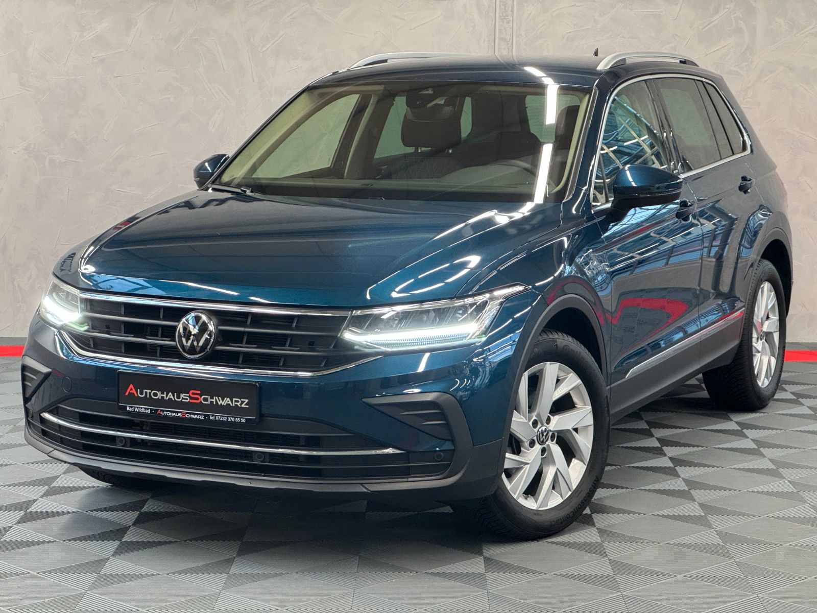 Volkswagen Tiguan Move DSG - Samsaru's Car Outlet