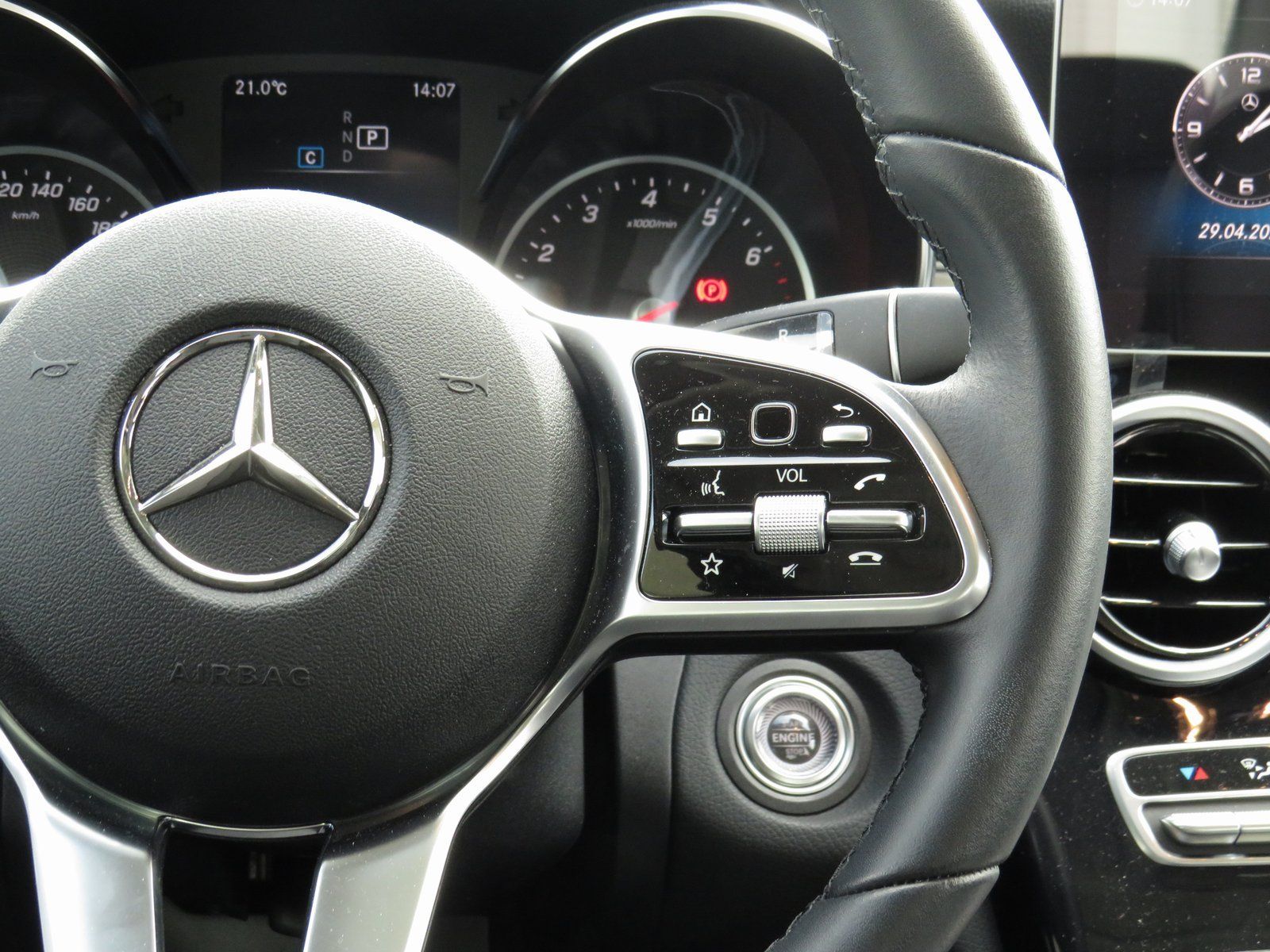 Mercedes-Benz C 200 Avantg. - Samsaru's Car Outlet