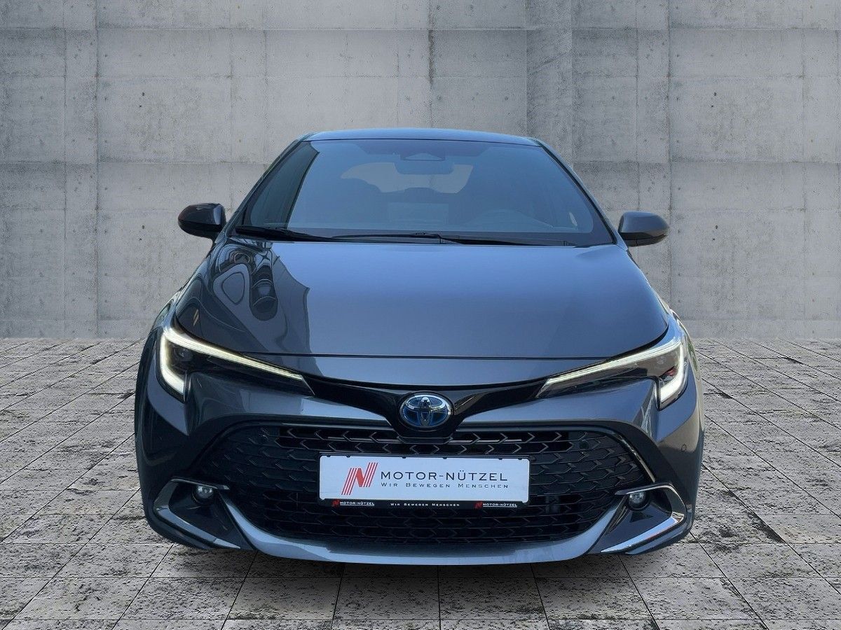 Toyota Corolla 1.8 Hybrid TEAM D LED+NAV+ACC+RFK+SHZ