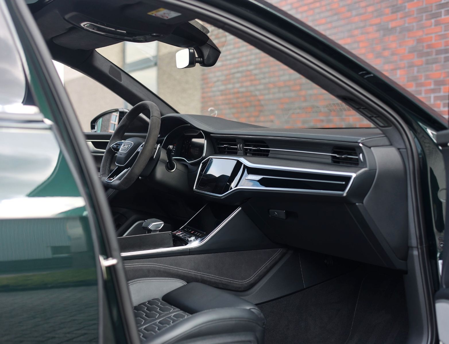 Audi RS6 Avant 4.0TFSI Quattro EXCLUSIVE + MEGAVOLL!