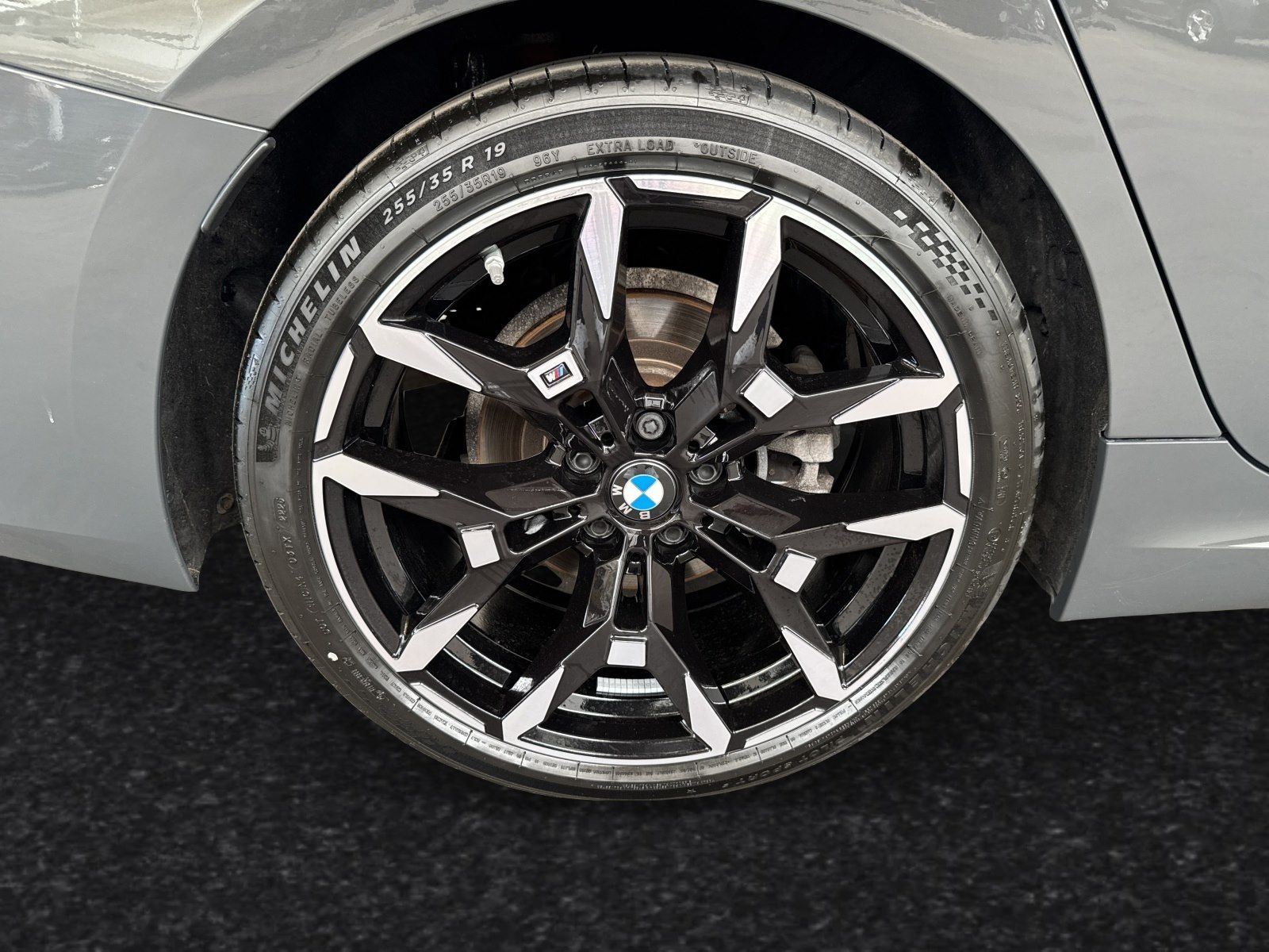 BMW 320d xDrive Touring M Sport|AHK|Head-Up|19"LMR