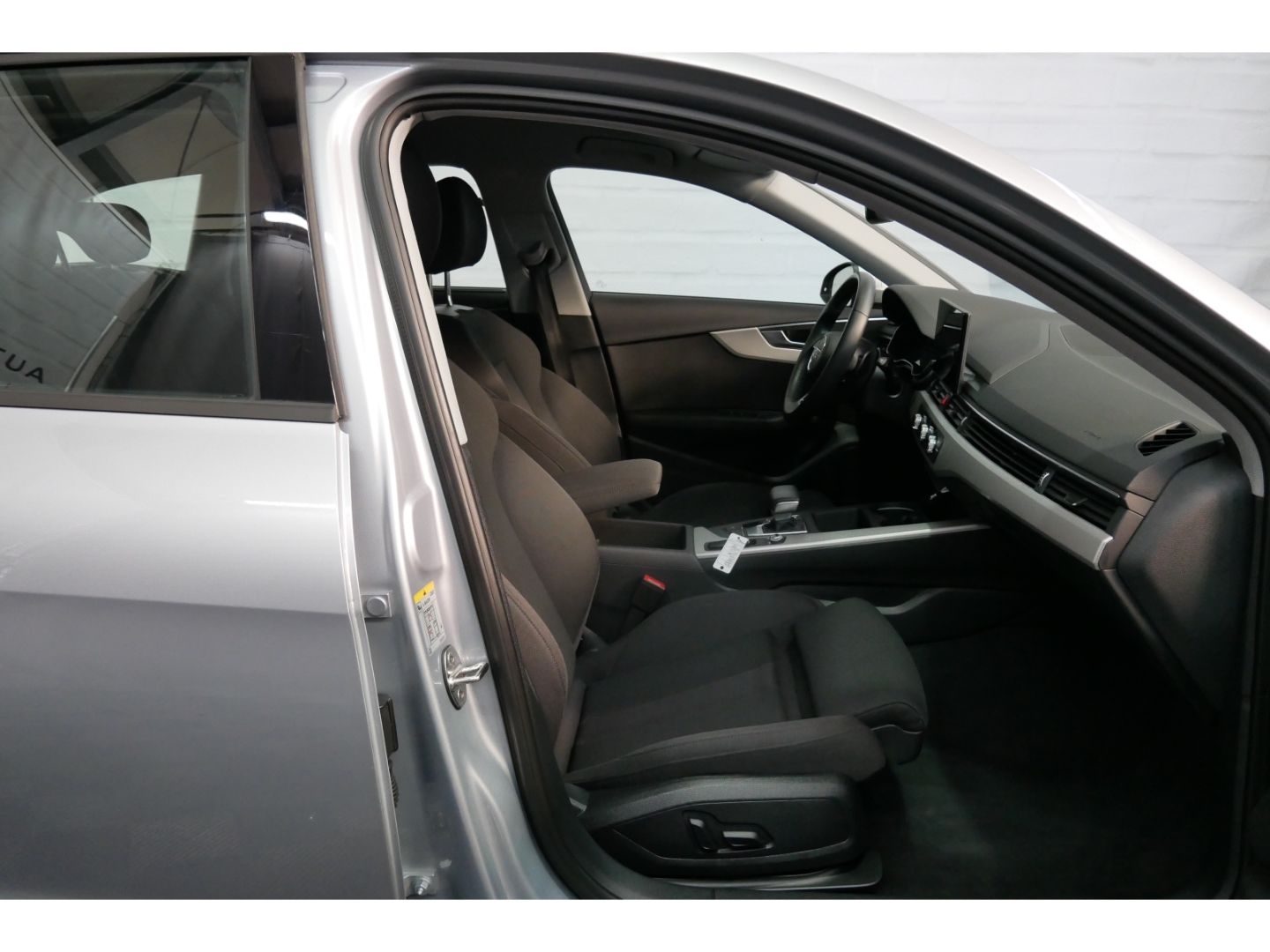 Audi A4 Avant 30 TDI - Samsaru's Car Outlet