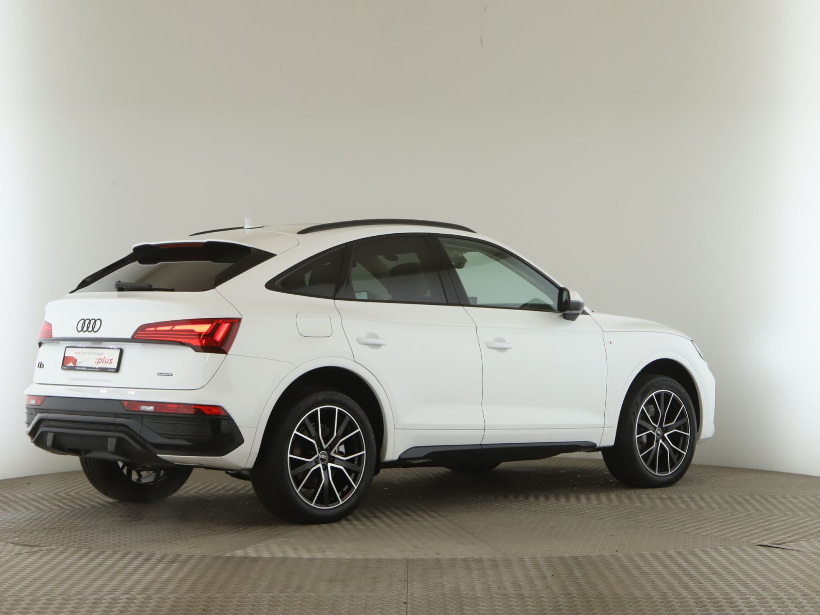 Audi Q5 Sportback 50 TFSIe quattro S line Pano+AHK