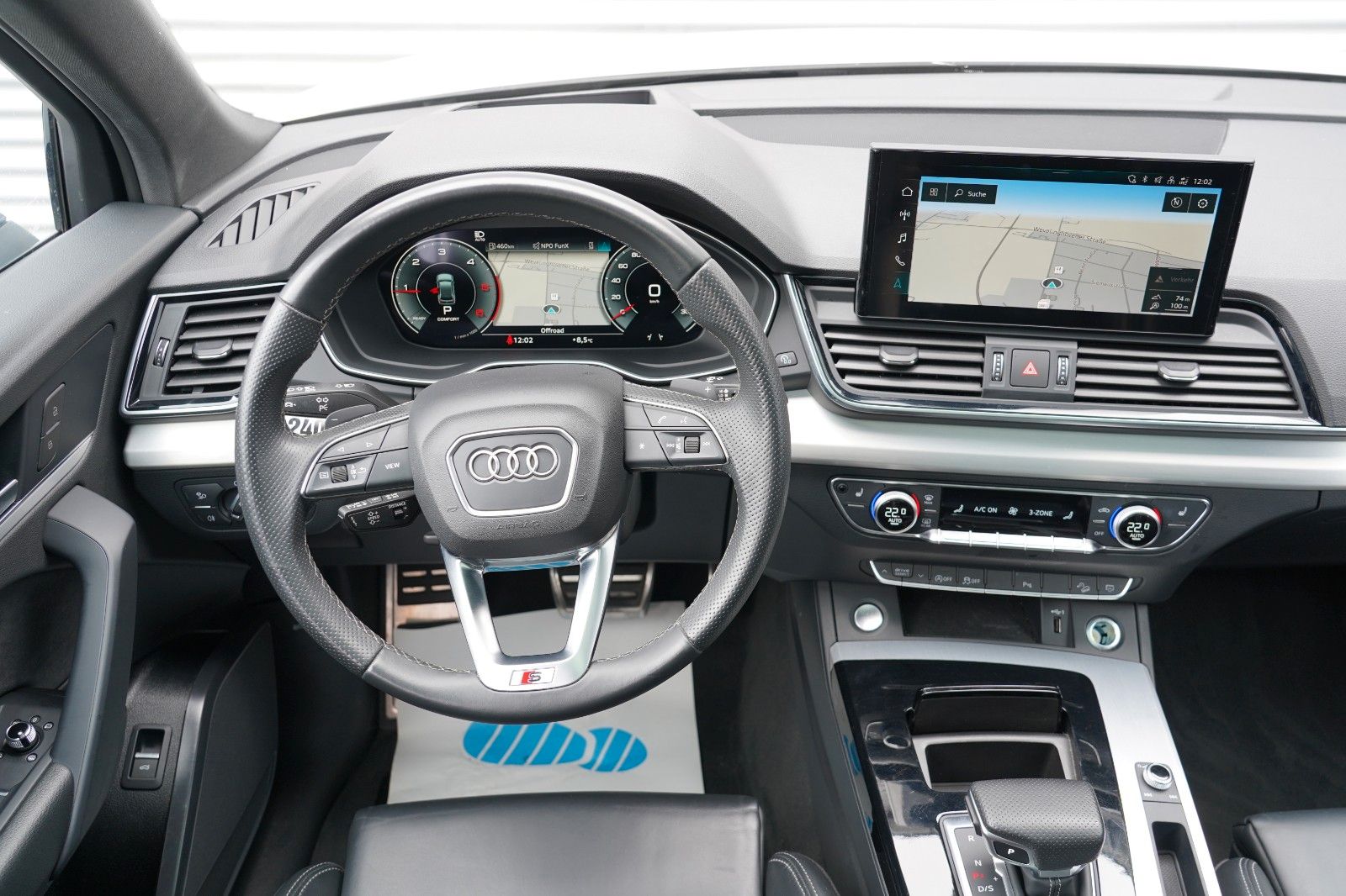 Audi Q5 40 TDI quattro S line PANO NAPPA HUD AHK KEY