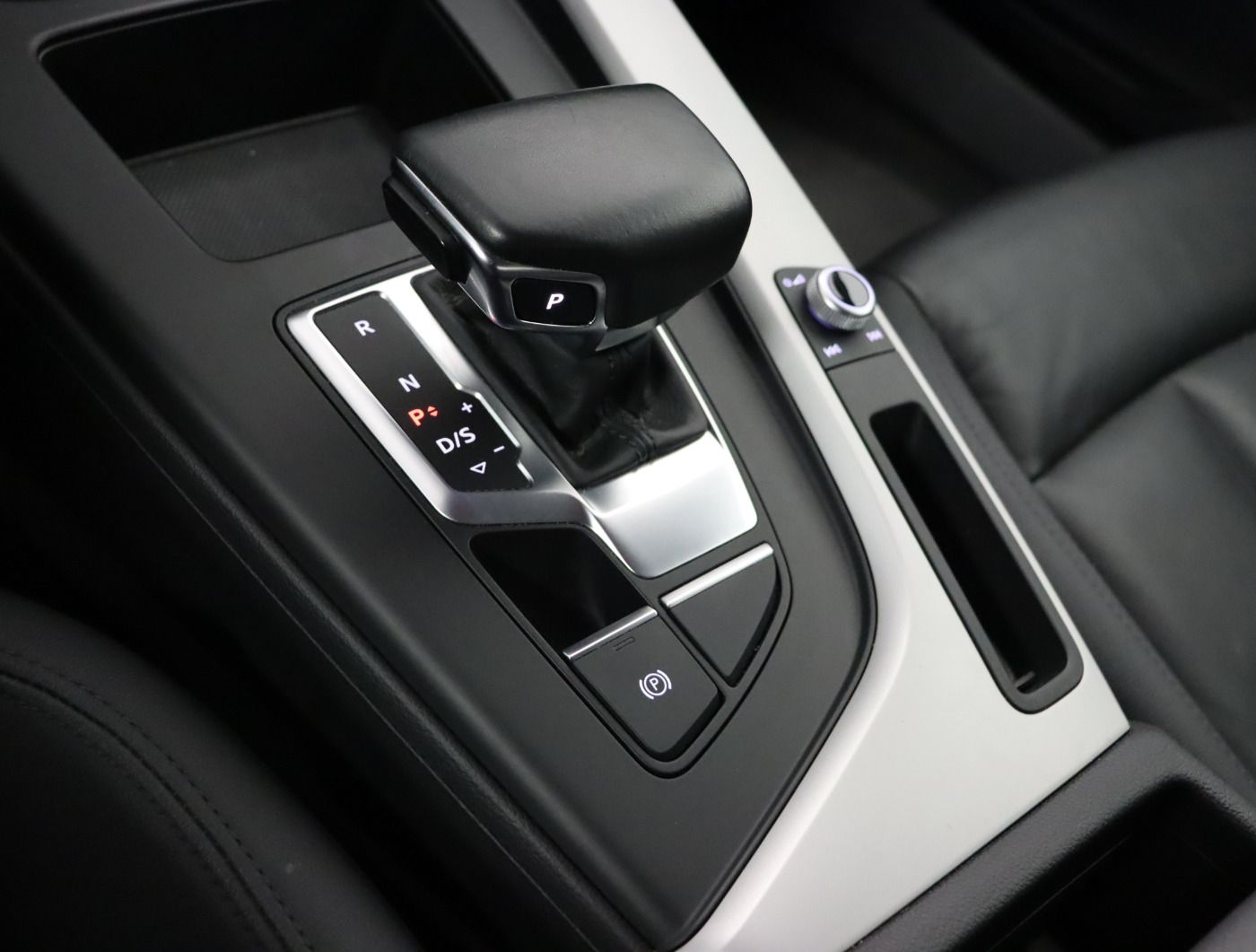 Audi A4 Avant 40 TDI S tronic - Samsaru's Car Outlet