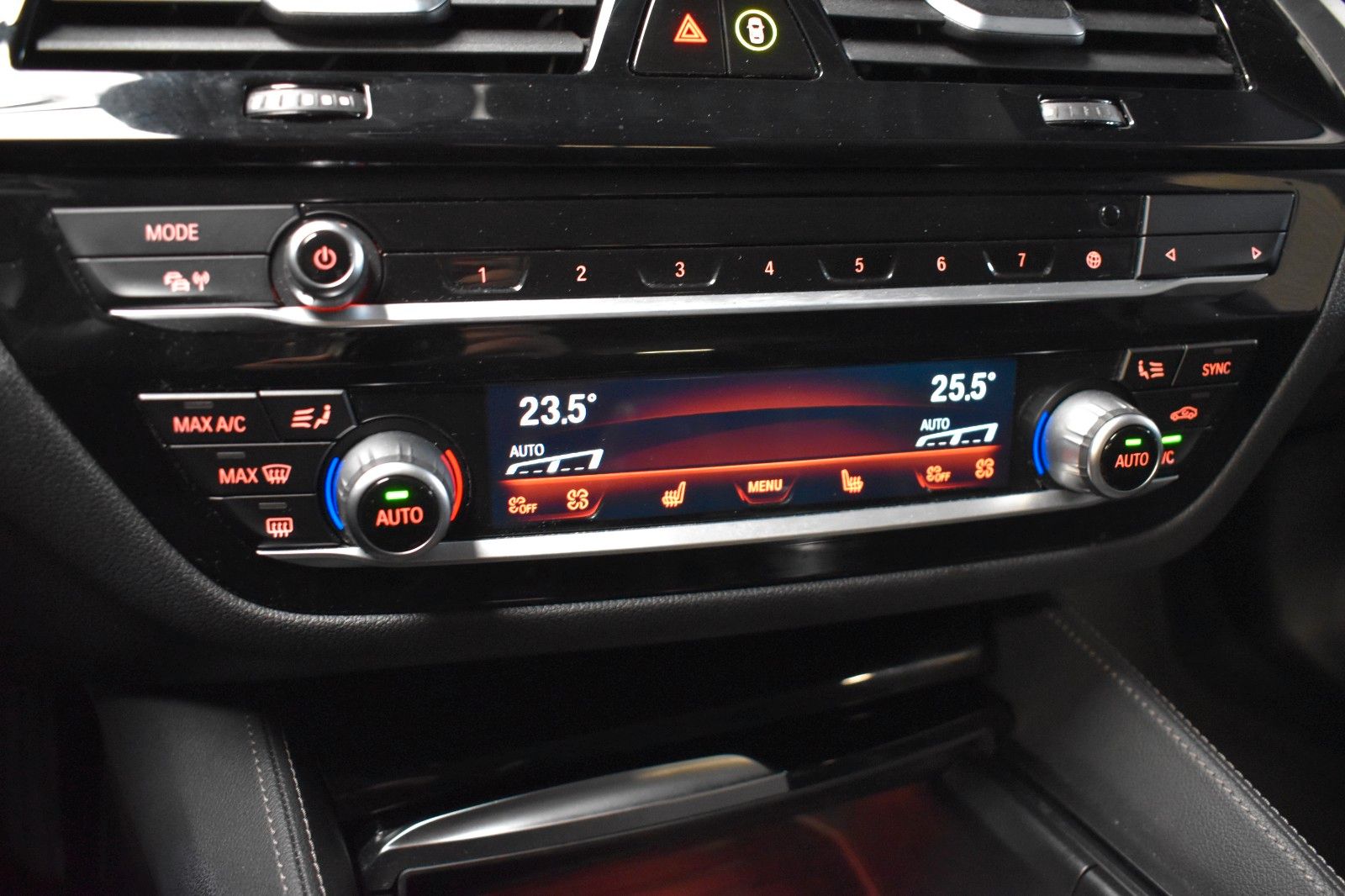 BMW 520 d xDrive Luxury Line*HEAD-UP*ASSIST*HIFI*LED