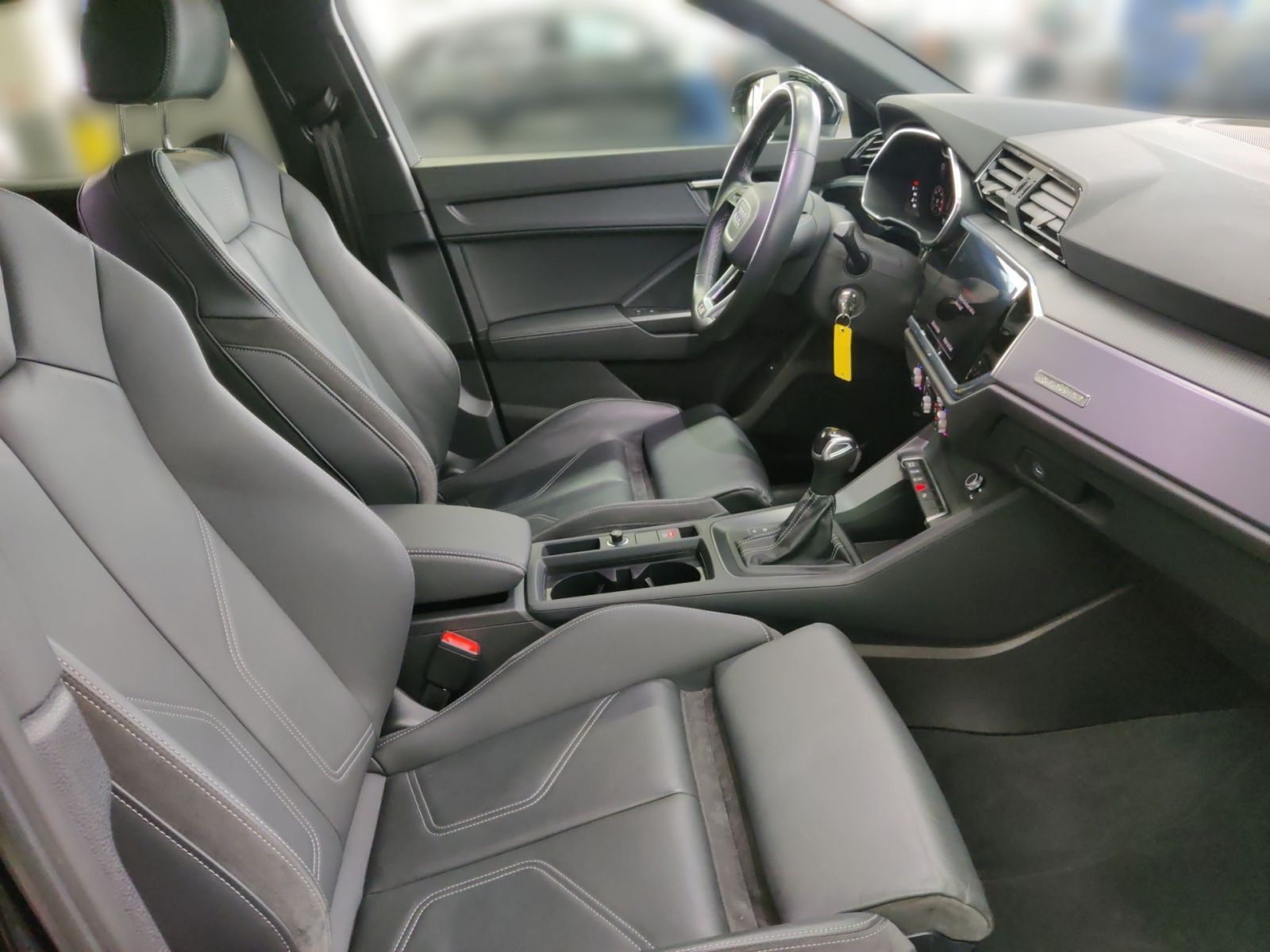 Audi Q3 Sportback 40 TDI quattro s-line - Samsaru's Car Outlet