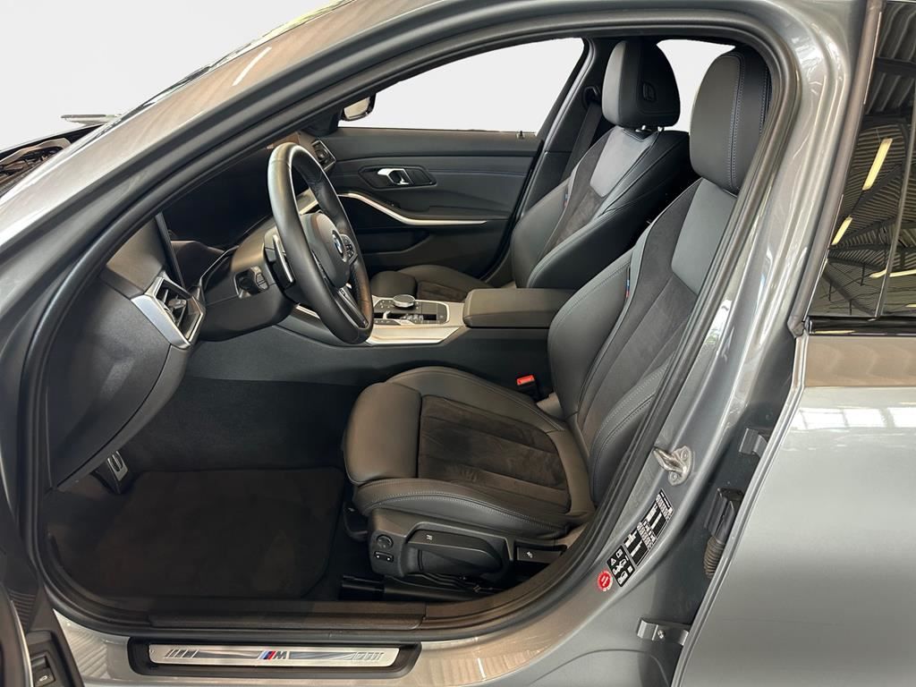 BMW 320d Touring xDrive Aut. M Sport+AHK+360°+ACC