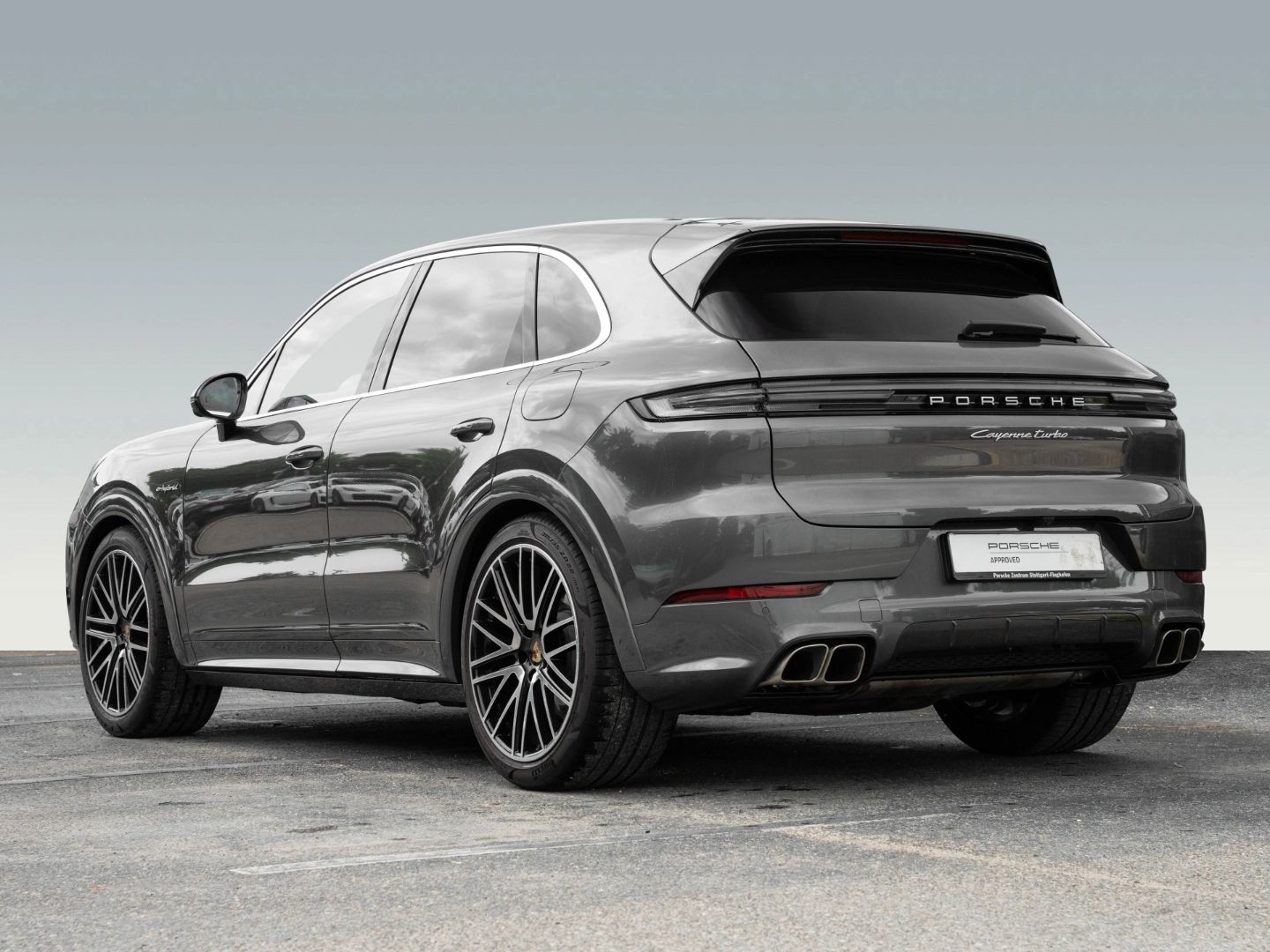 Porsche Cayenne Turbo E-Hybrid PDCC Carbon Design Paket